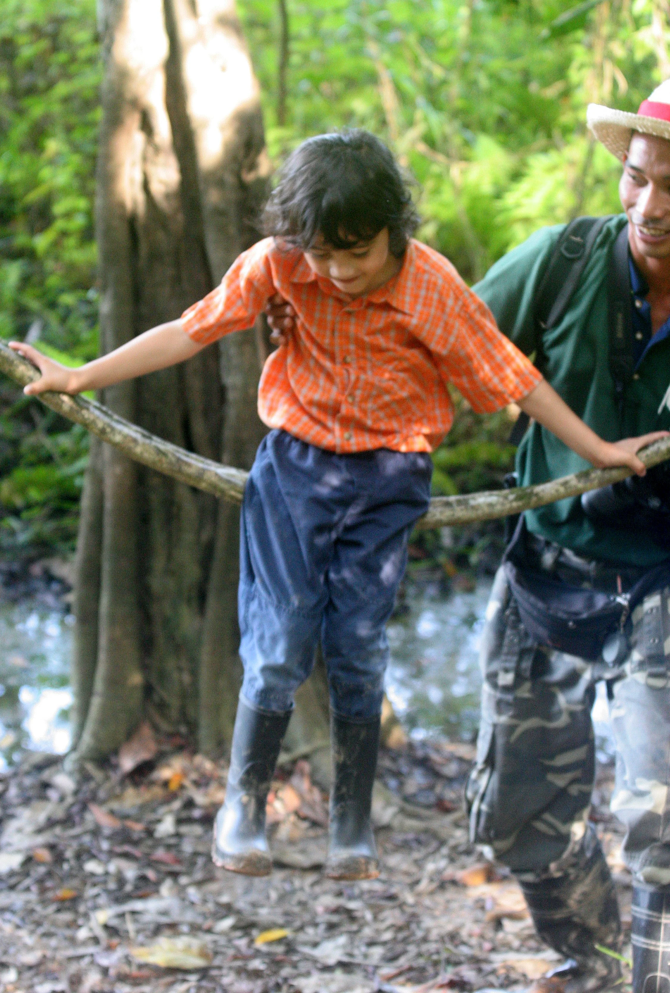 KINABATANGAN RIVER BORNEO - JUNGLE TREK (7).JPG