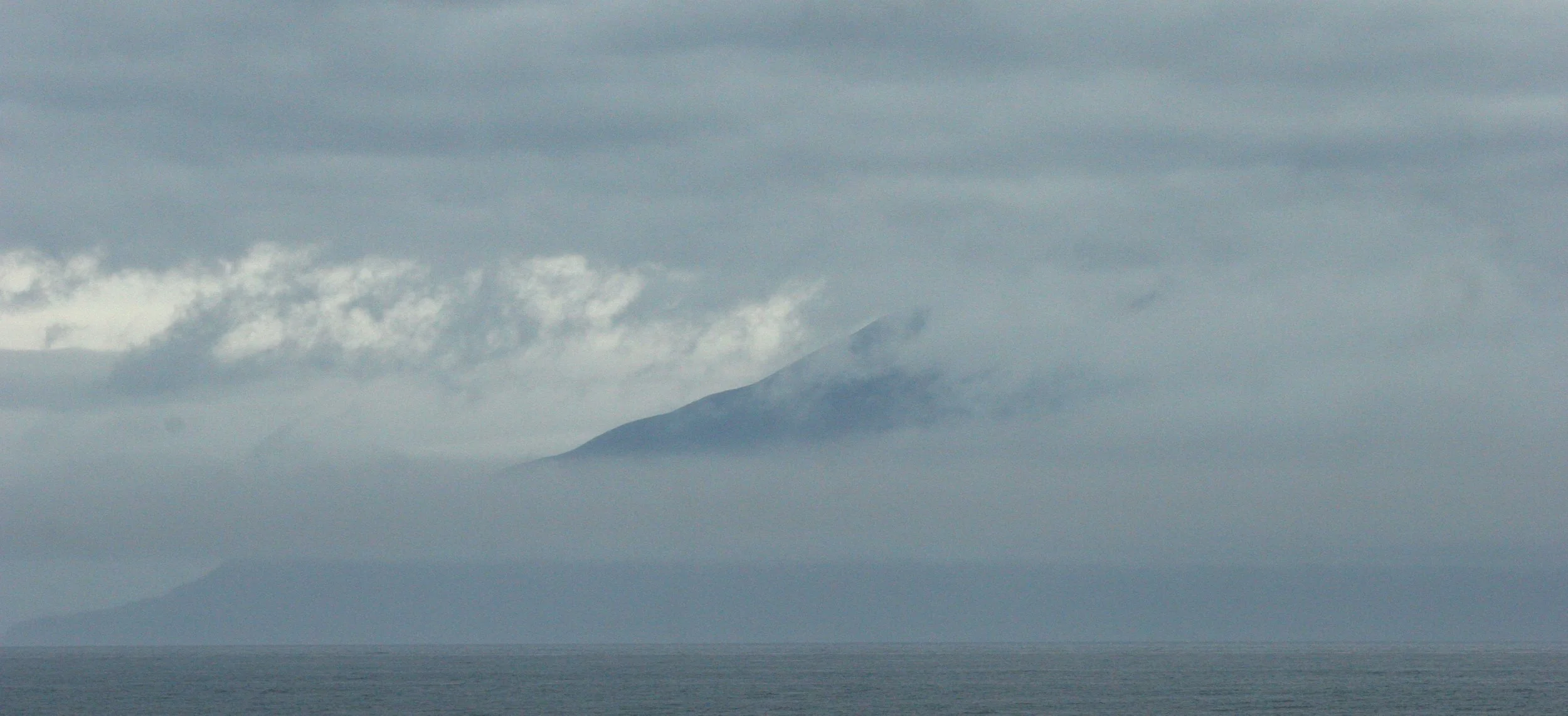 KURIL ISLANDS - VIEWS LANDSCAPES AND GEOLOGY - RUSSIA (14).jpg
