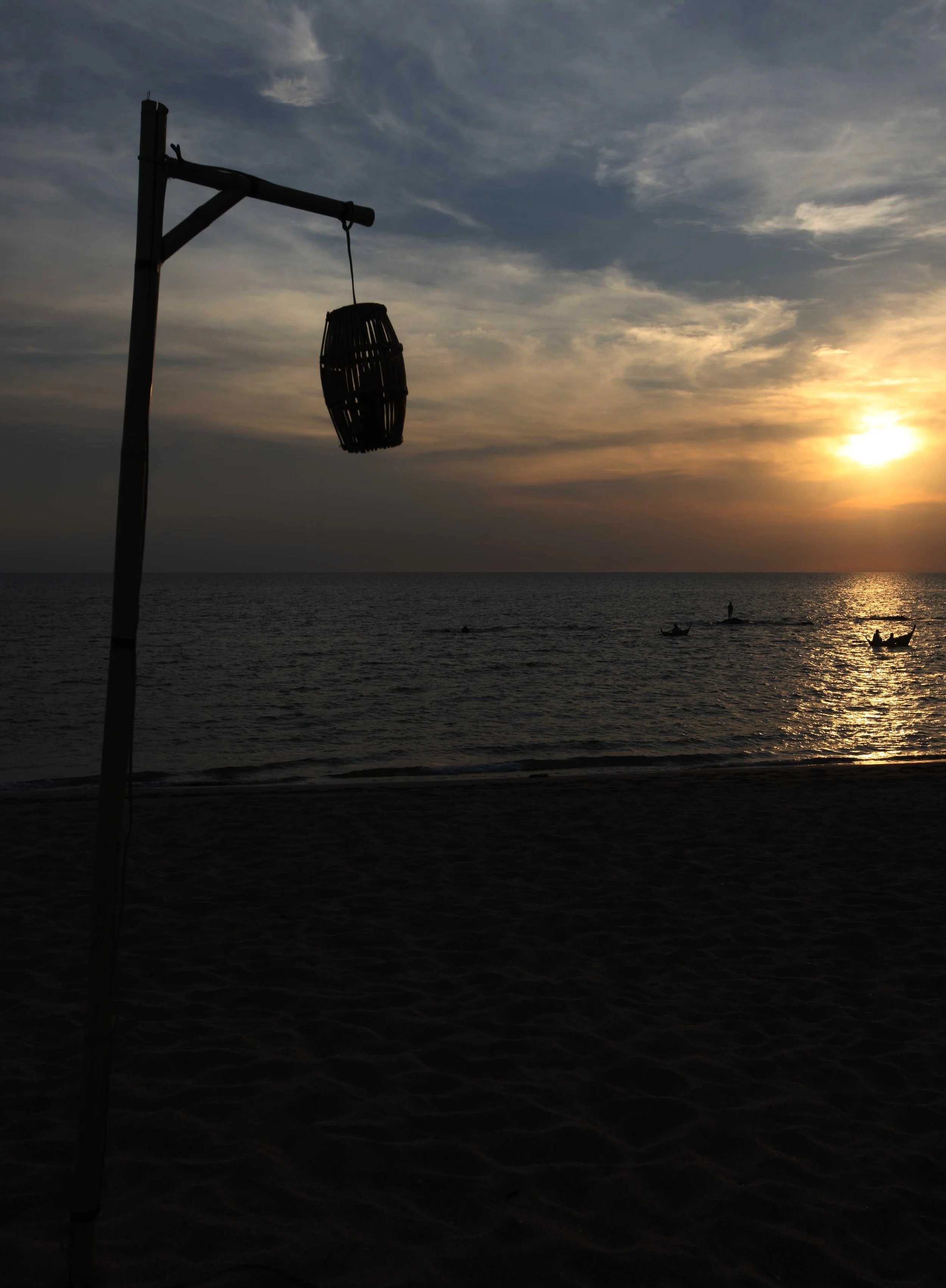 2015 Koh Lanta Songkran with friends from ISB (16).JPG