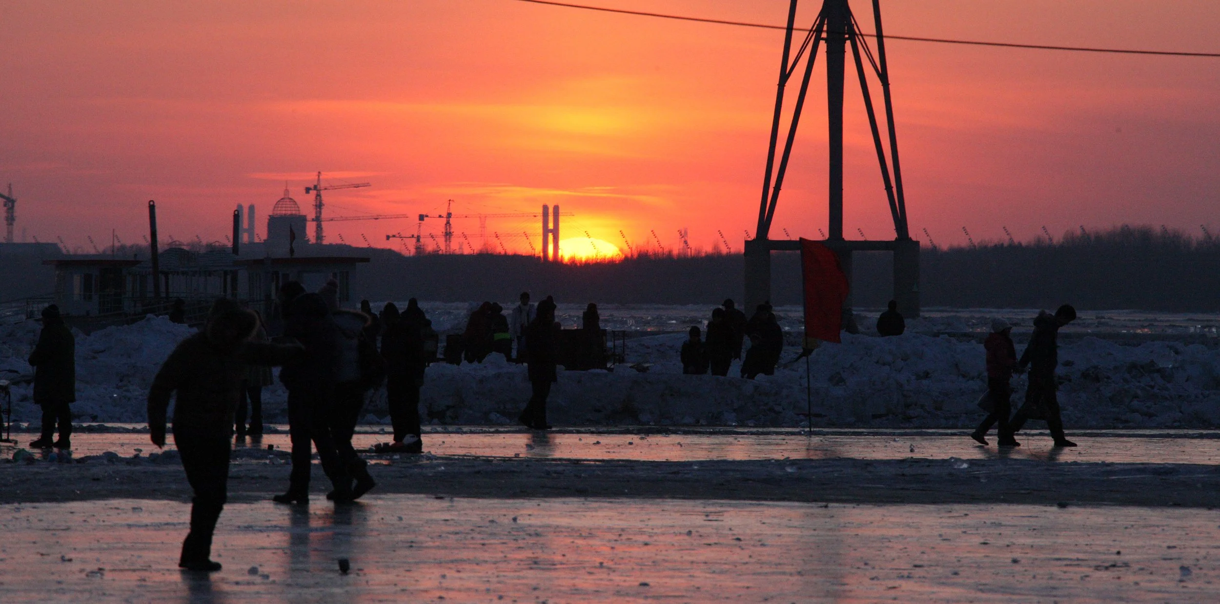 SONGHUA RIVER HARBIN CHINA - ACTIVITY ZONE! (60).JPG