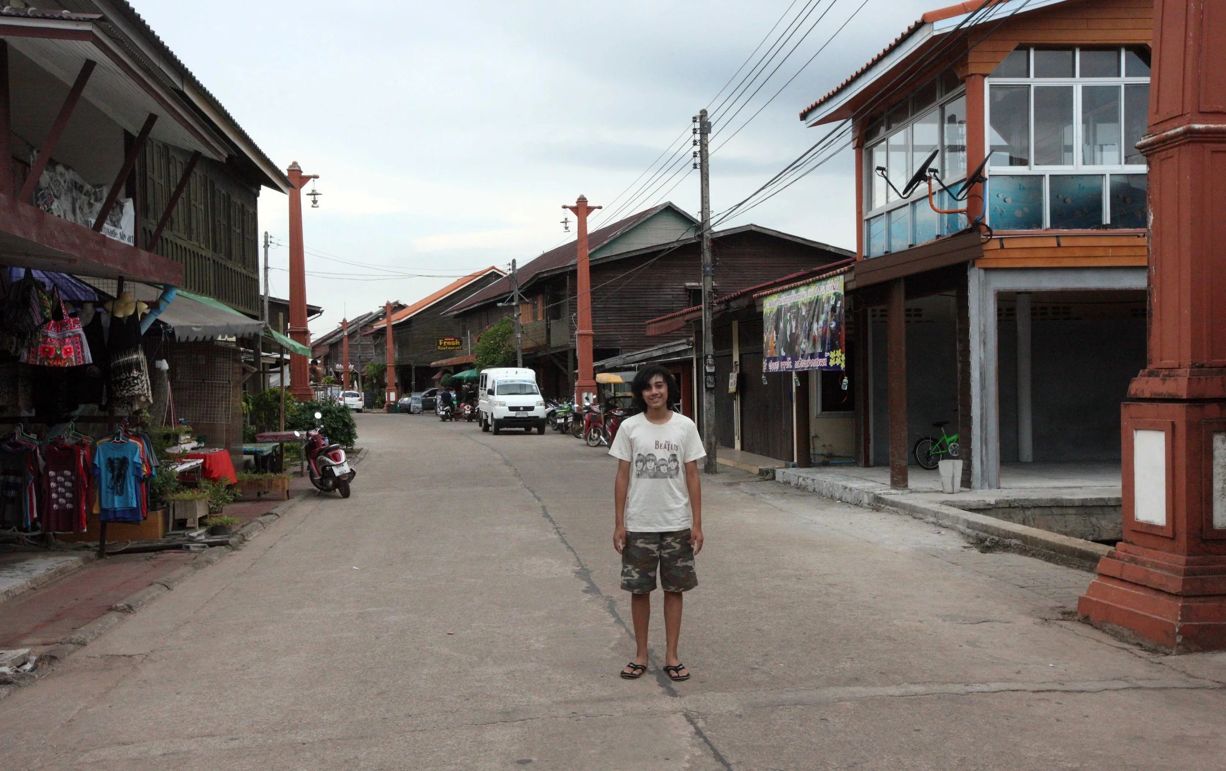 2015 Koh Lanta Songkran with friends from ISB (126).JPG