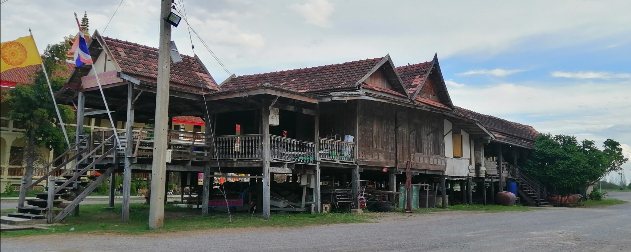 2020 Amphawa Temples and River Scenes (57).jpg