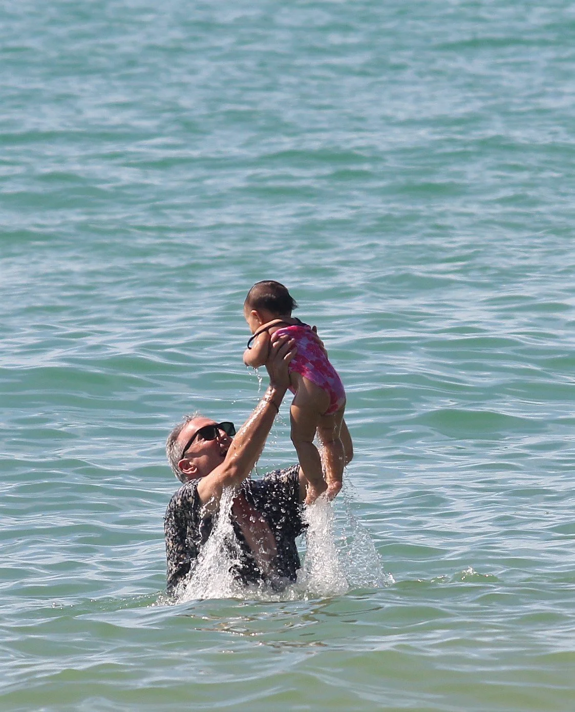 2020 Sai Kaew Beach and Pataya Skyline with Gift and Family (25).jpg