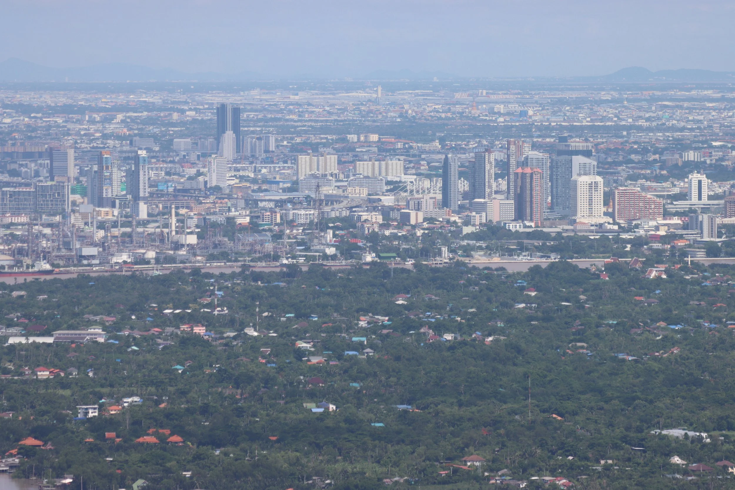 2022 - Bangkok as seen from Mahanakhon Building Viewing Deck (132).JPG
