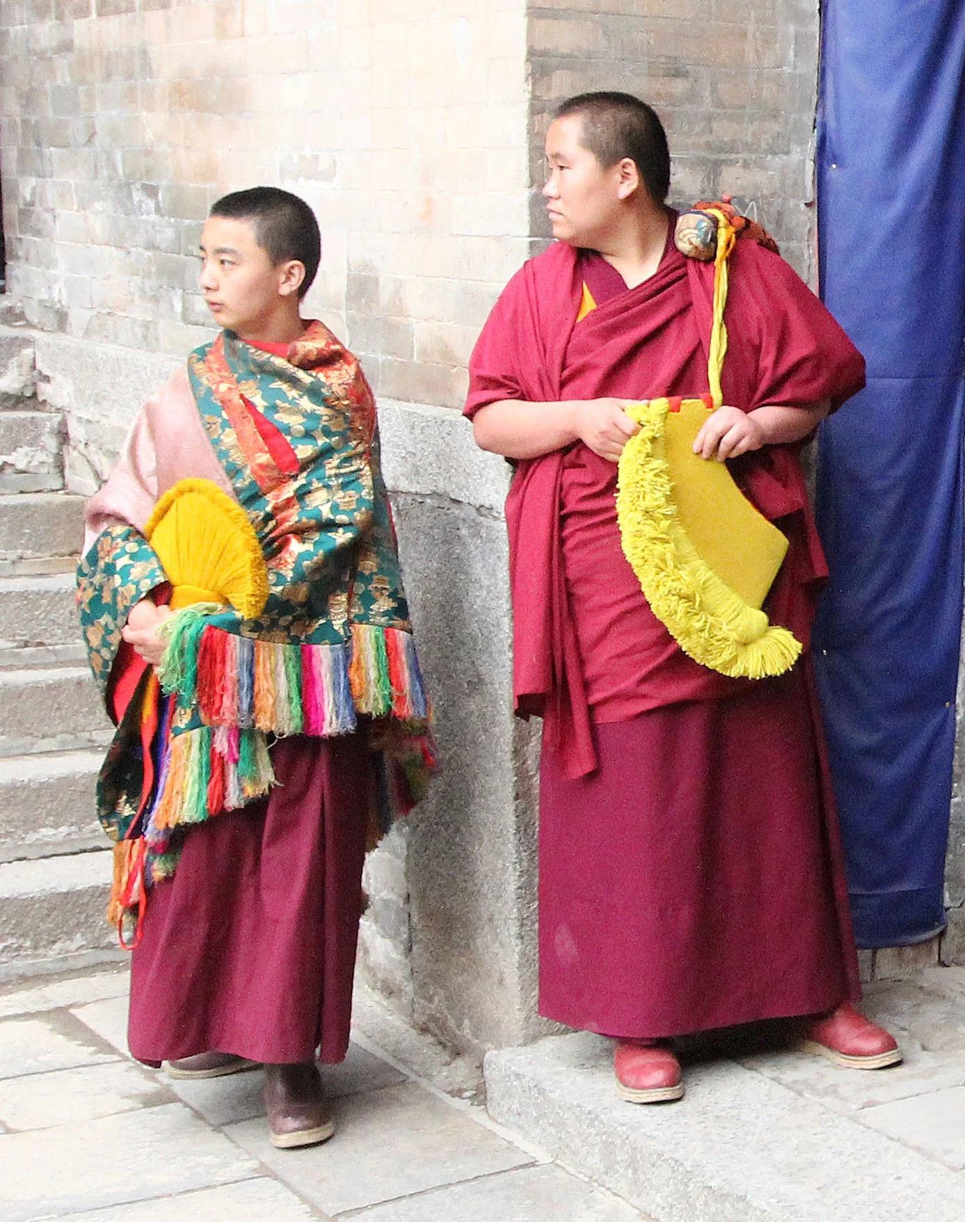 KUMBUM MONASTERY - QINGHAI - SUNNING BUDDHA FESTIVAL 2013 (74).jpg