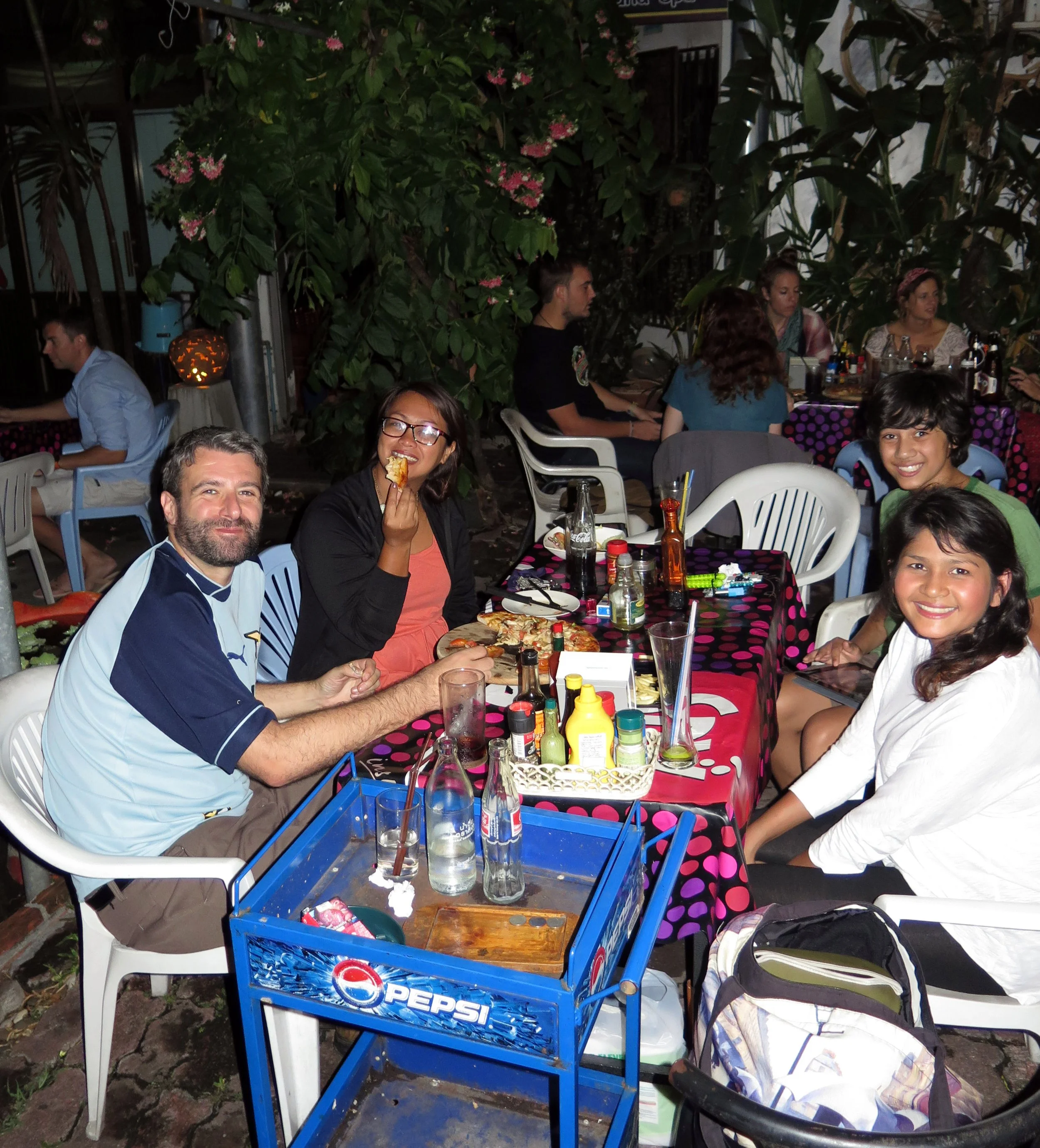 2014 Nakhonsithammarat with Family (48).JPG