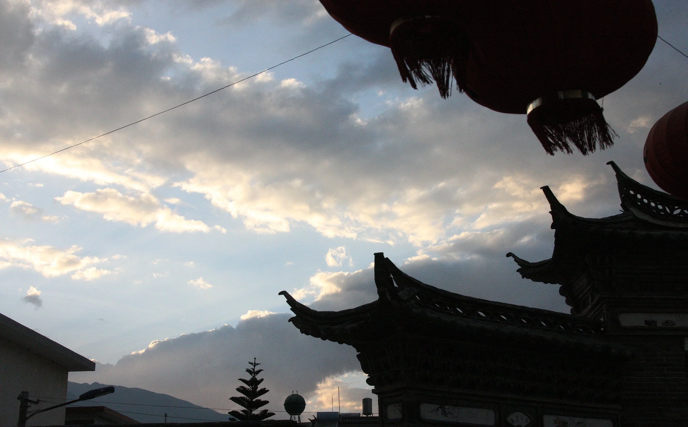 LINDEN CENTER - XIZHOU VILLAGE YUNNAN CHINA (25).JPG