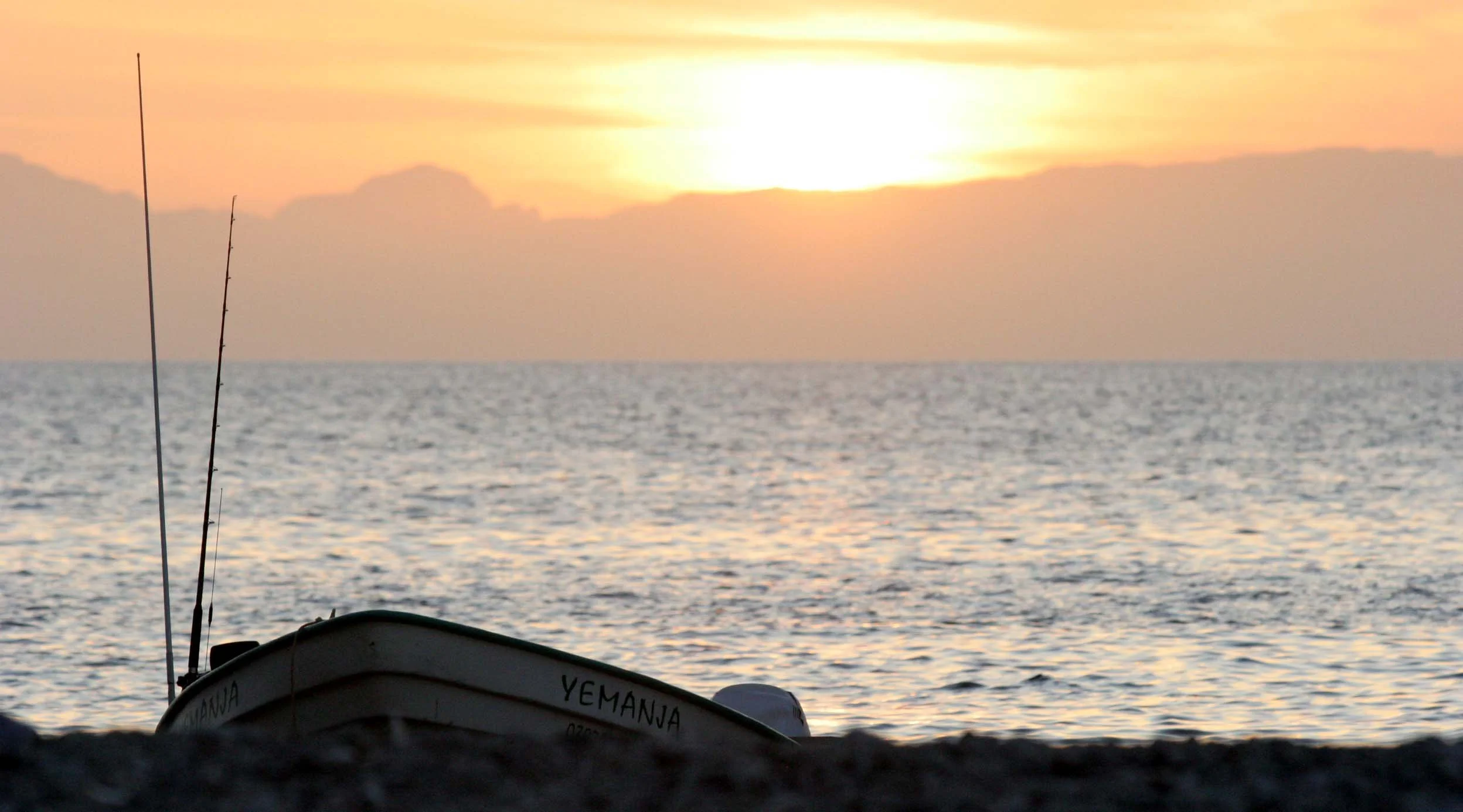 ISLA SANTA CATALINA - SUNSET FROM BASECAMP (6).JPG