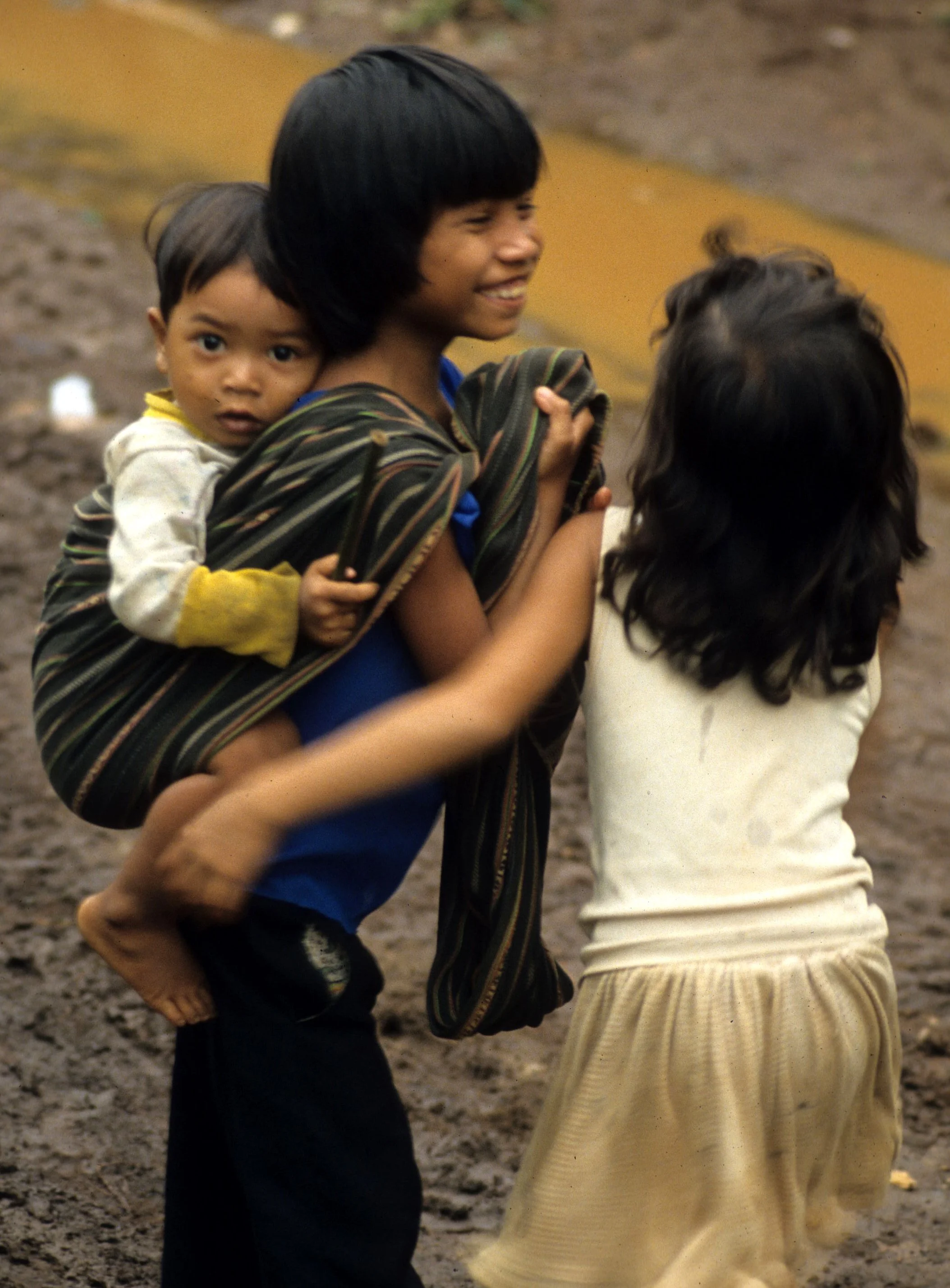 HILLTRIBE - ADAY HILL TRIBE NEAR BUNMETOUT B.jpg
