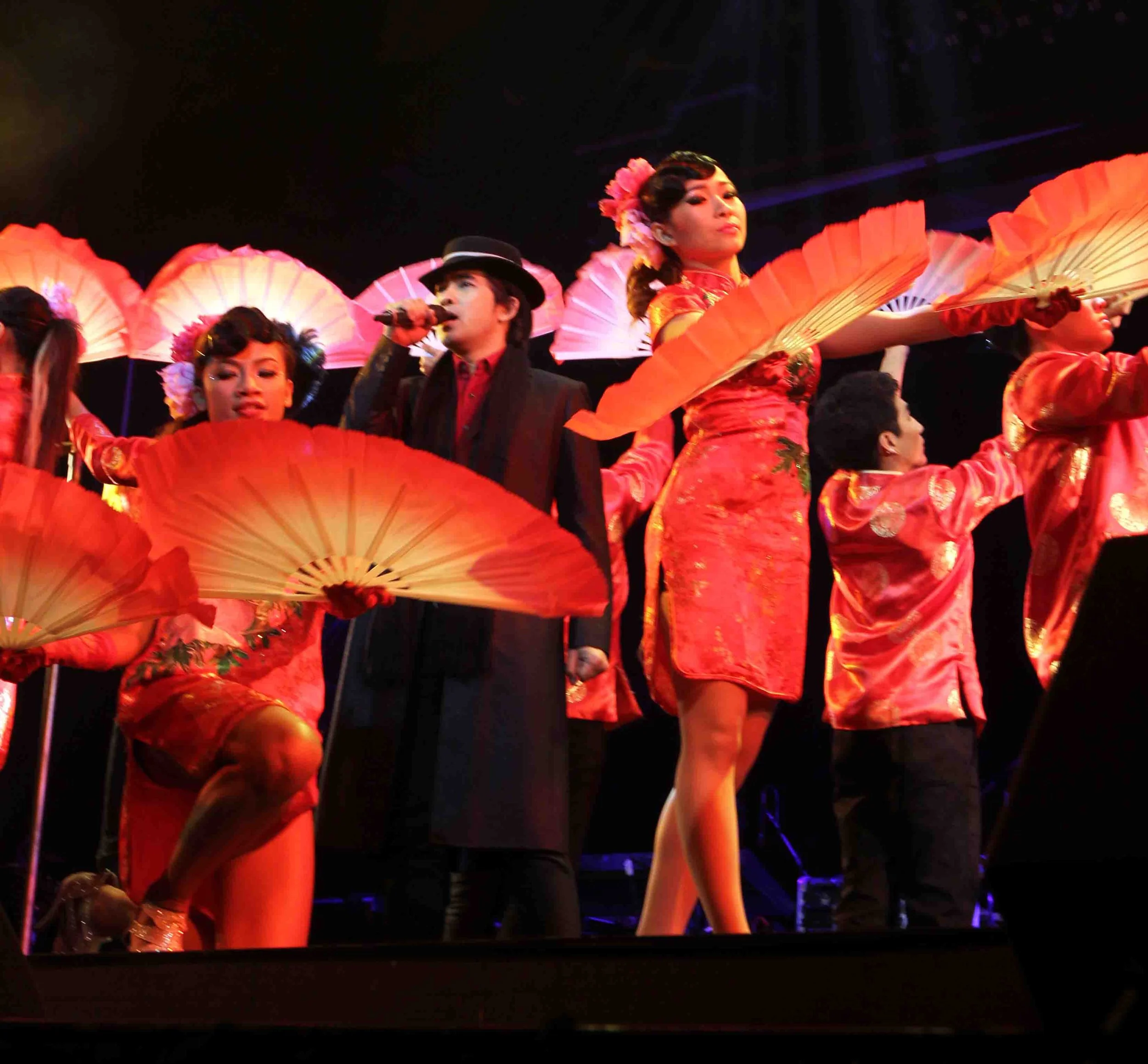 2019 Ann & Noi Visit Bangkok (122).JPG