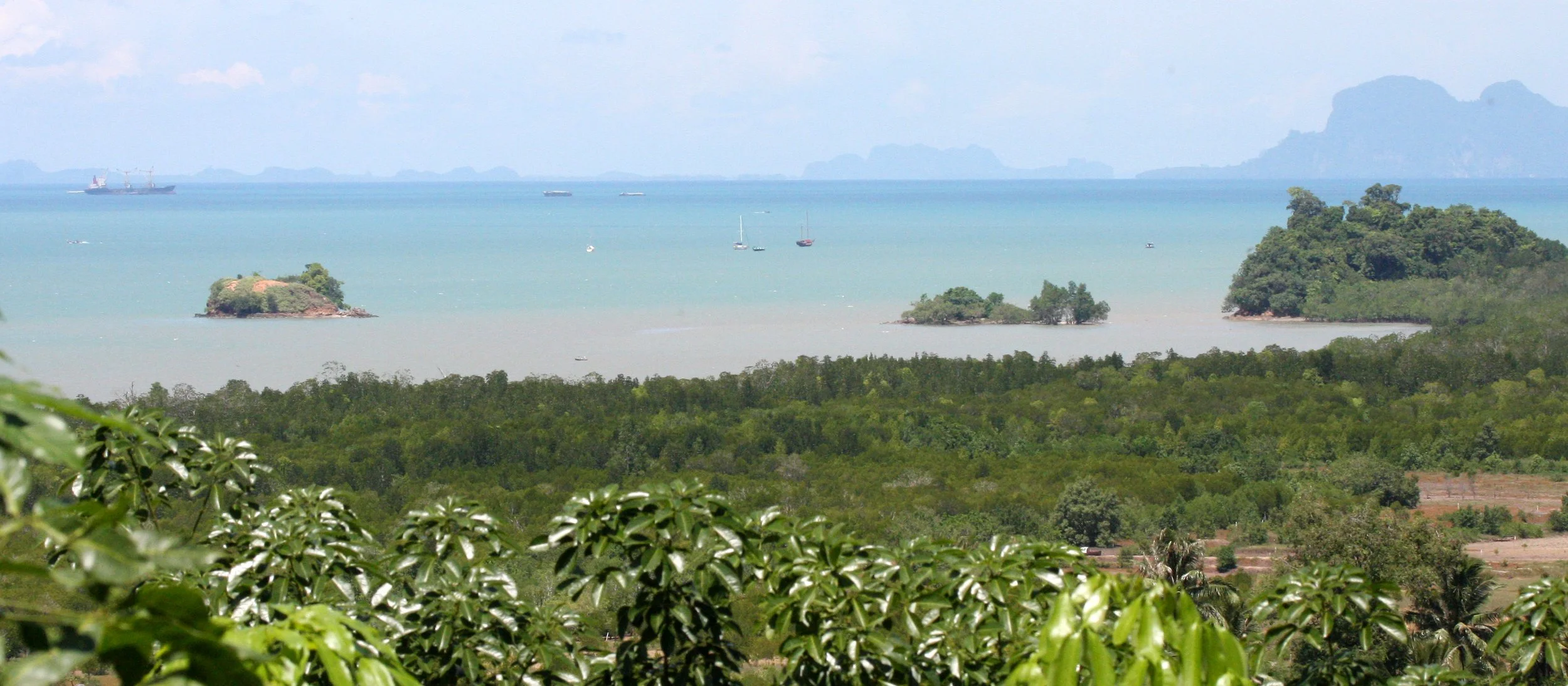 KOH LANTA - 2008 - HANGING ON THE ISLANDS (60).JPG