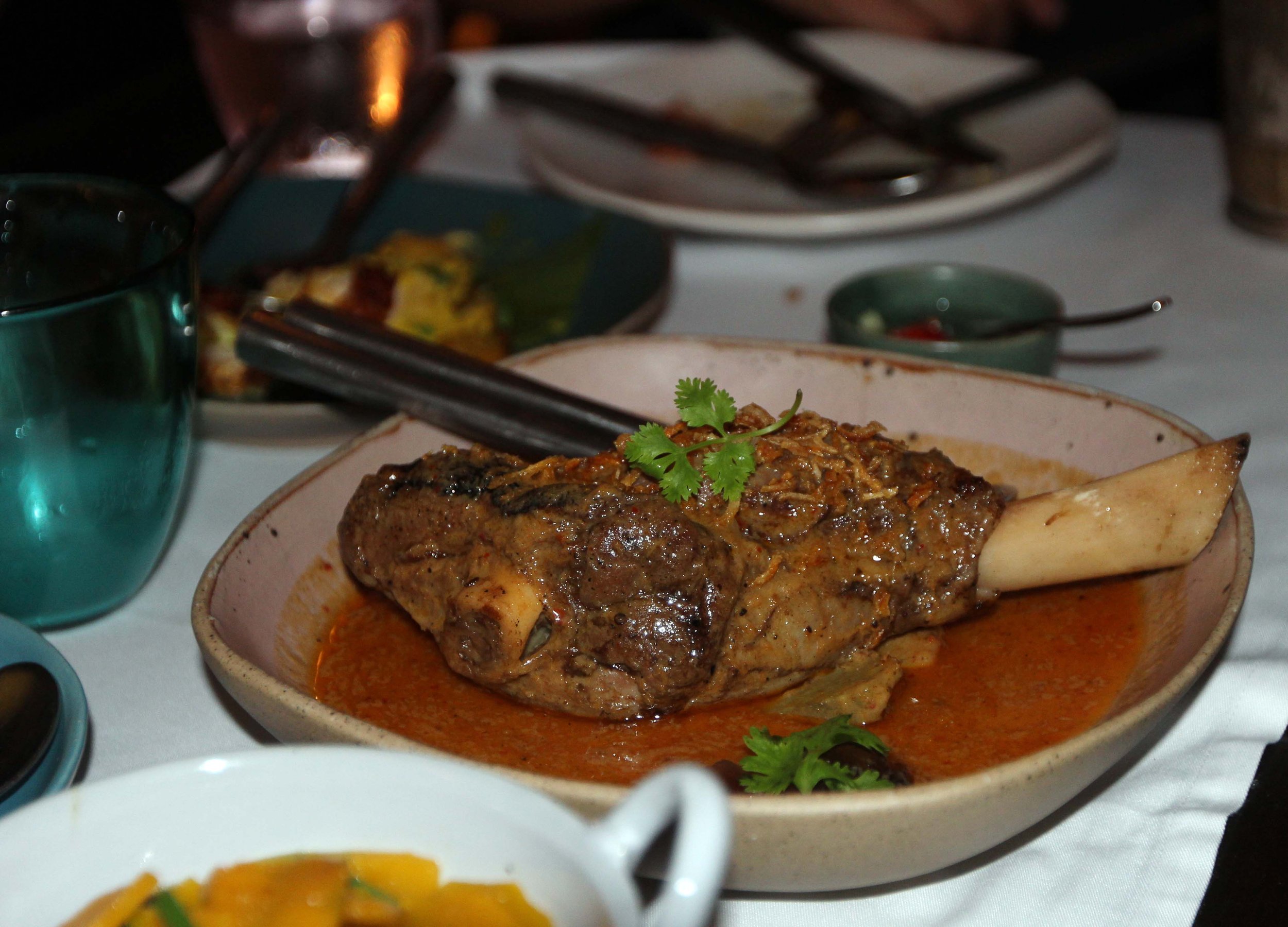 2013 BKK - NIGHT OUT AT ISSAYA WITH FRIENDS (45).JPG