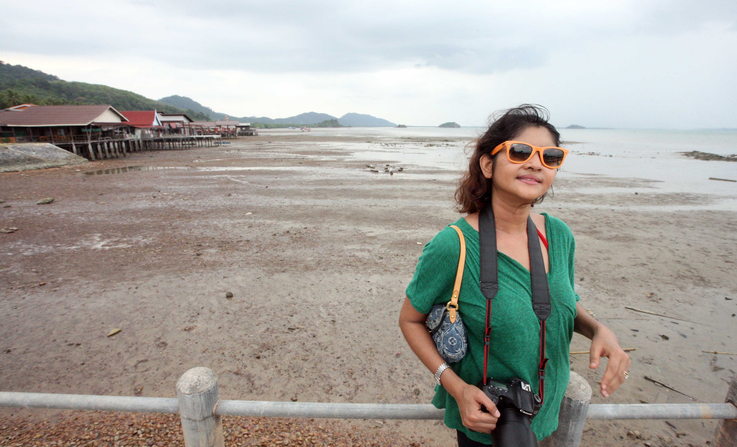 2015 Koh Lanta Songkran with friends from ISB (133).JPG