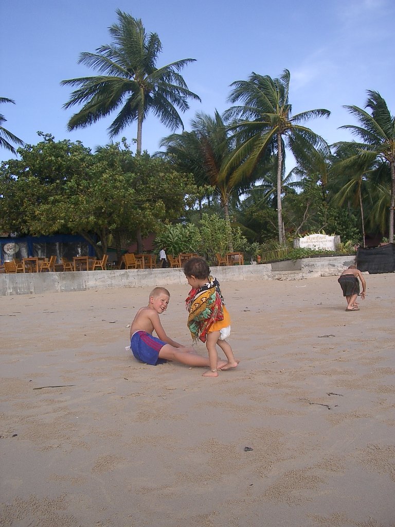 KRABI - RAILEY BEACH - 2004 (42).JPG