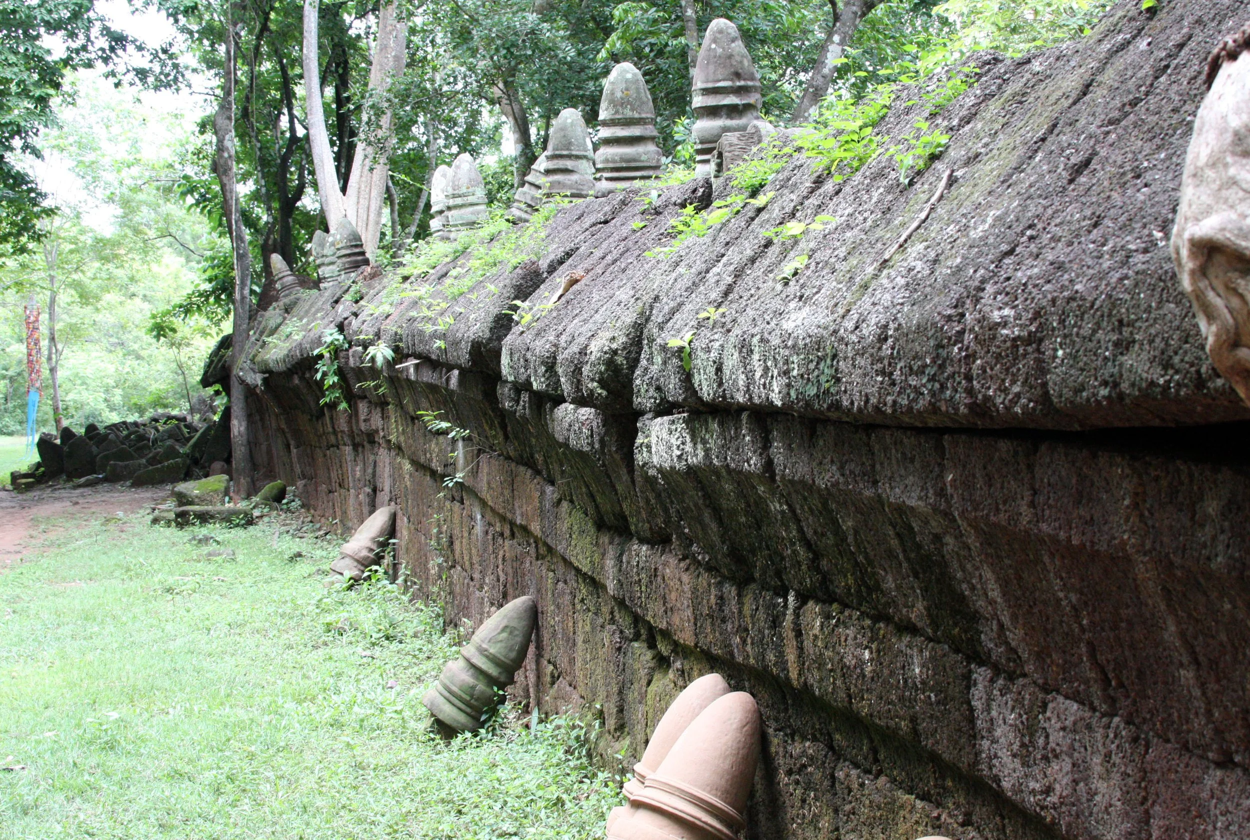 KOH KER TEMPLE CAMBODIA (23).JPG
