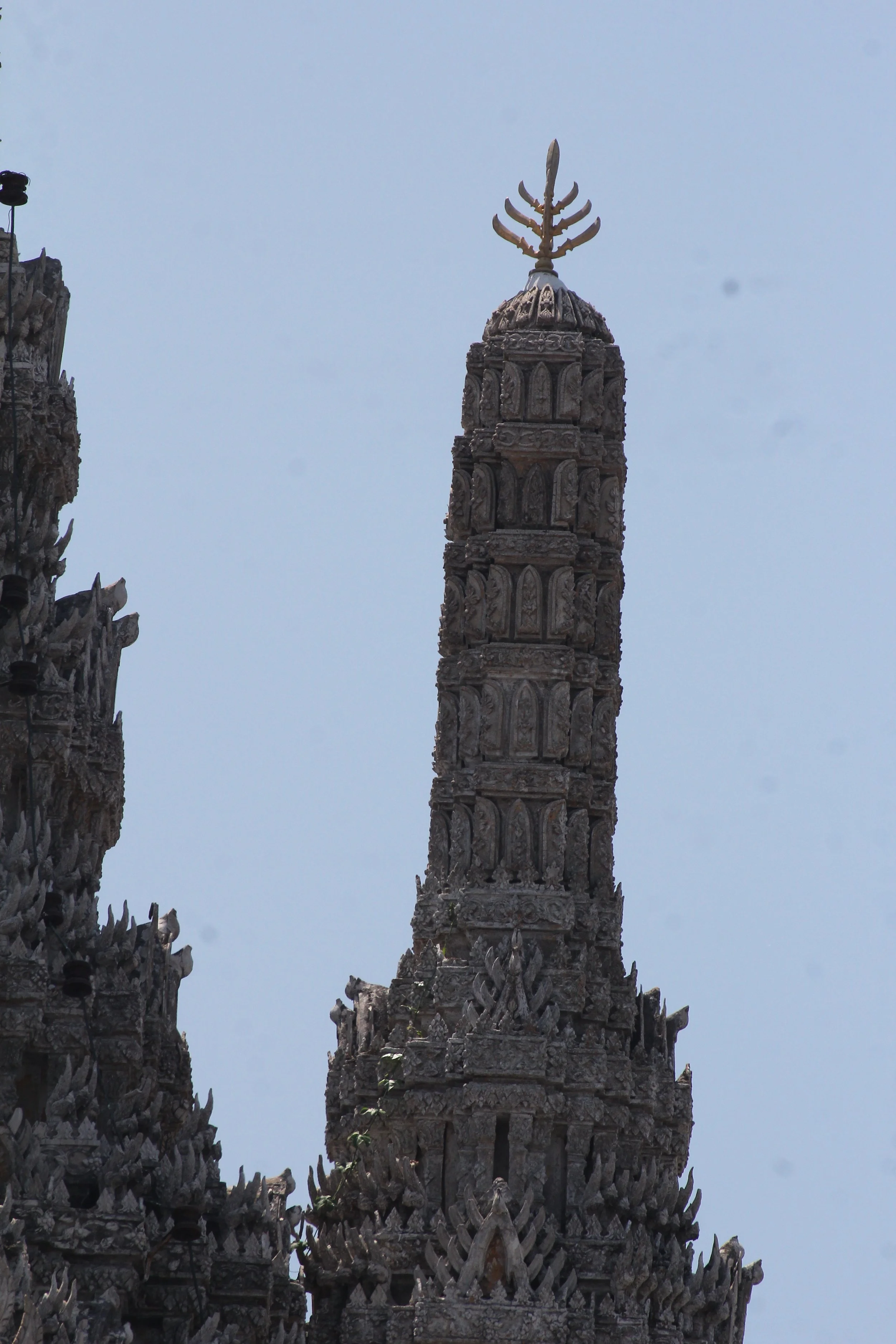 2020 Petchaburi Temple Trip with Cokie (88).JPG