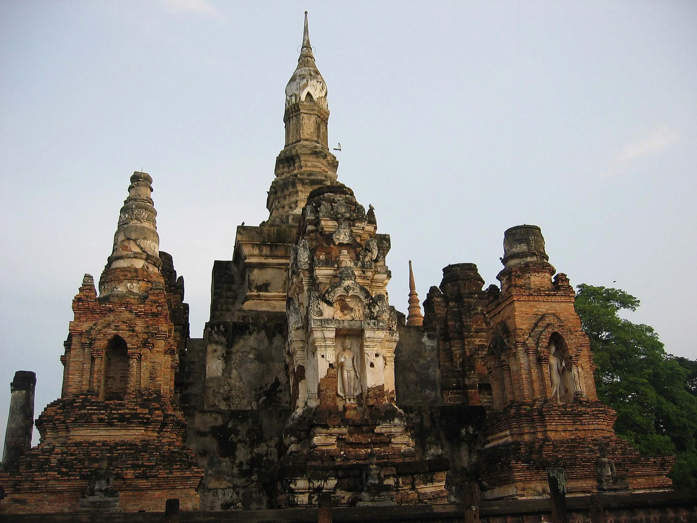SUKHOTHAI - 2006 (31).jpg