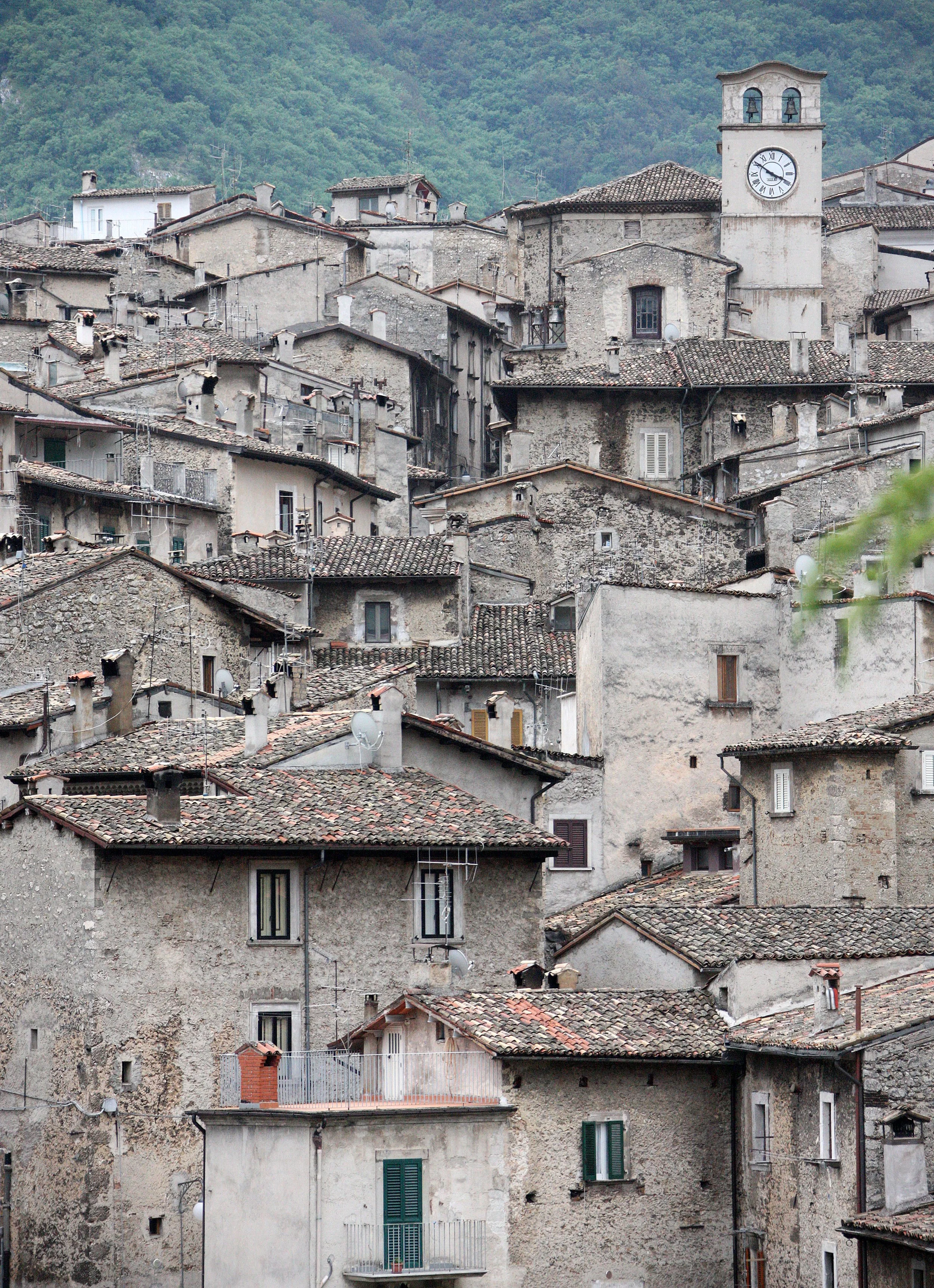 SCANNO ITALY - SUMMER 2013 (14).JPG