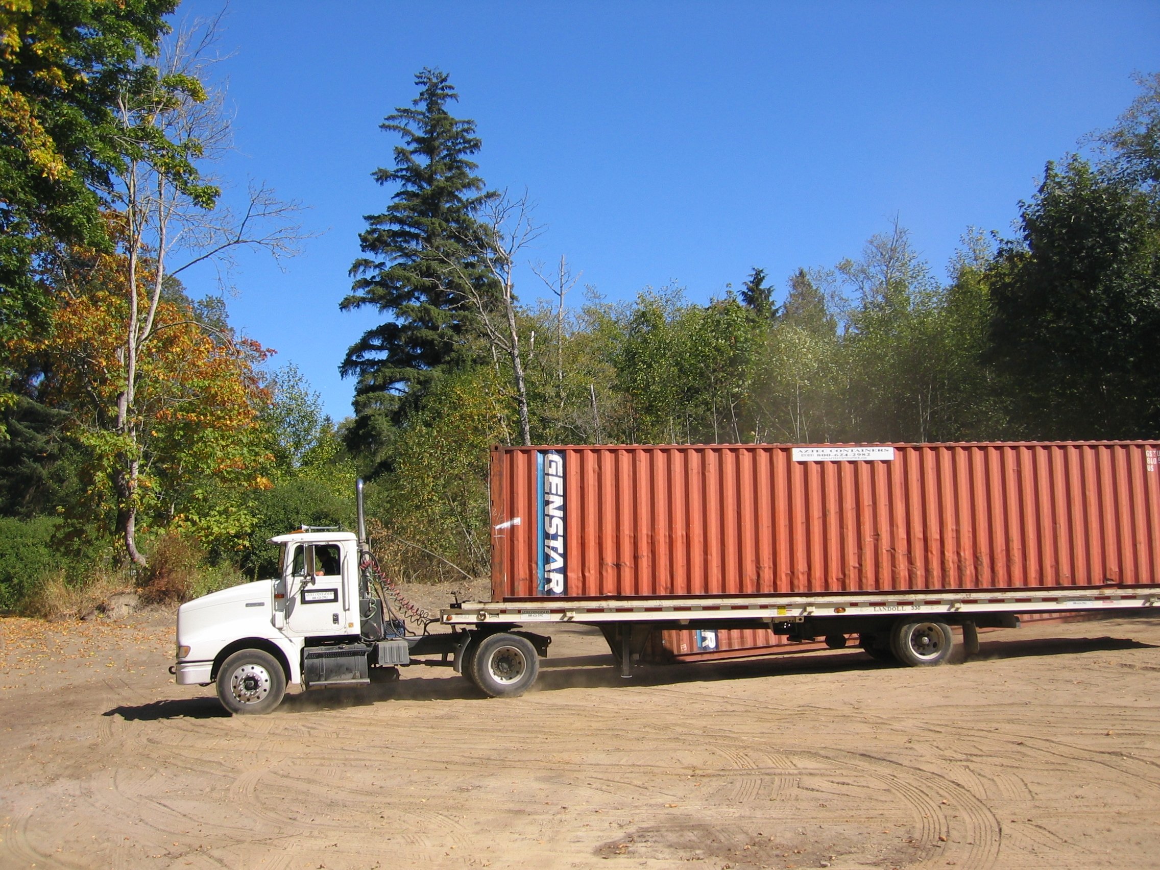 2006-11-3 LA SELVA TEAKWOOD AND BEADS ENDEAVOUR (16).JPG