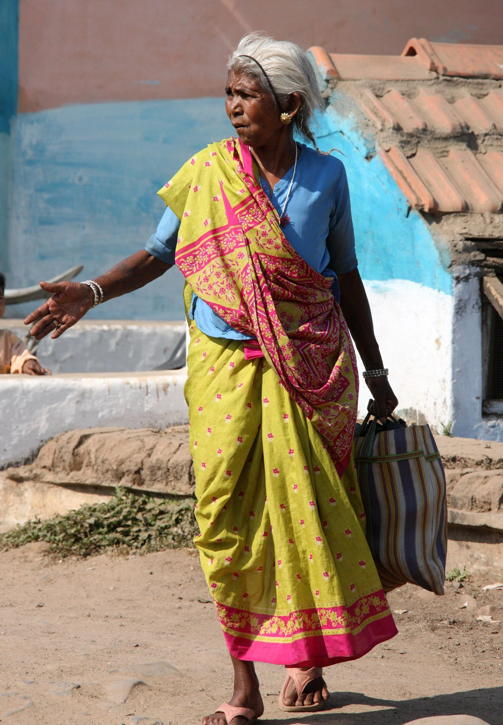 NAGPUR INDIA - STREET SCENES (7).JPG