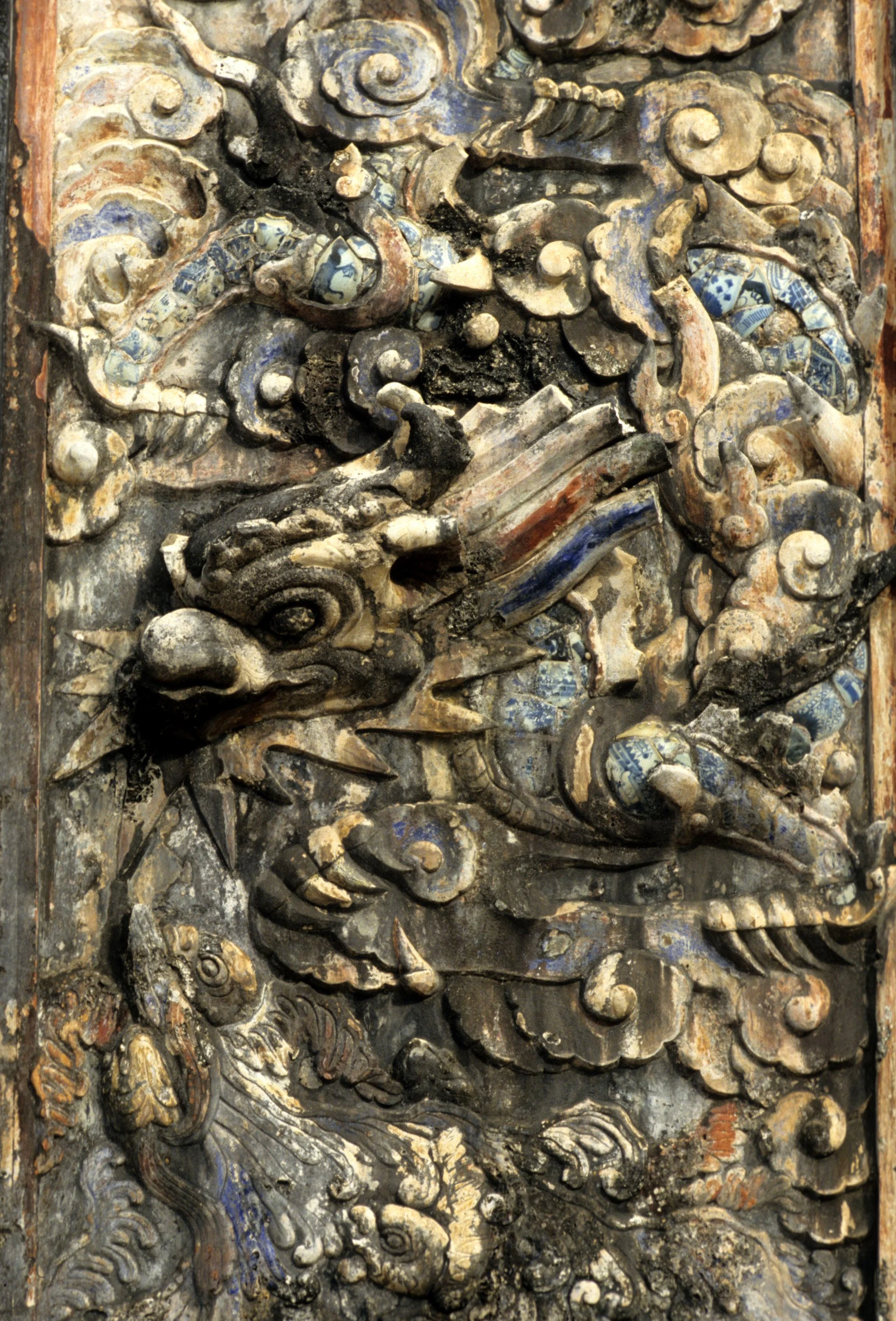 HUE - IMPERIAL PALACE 1994 (14).jpg