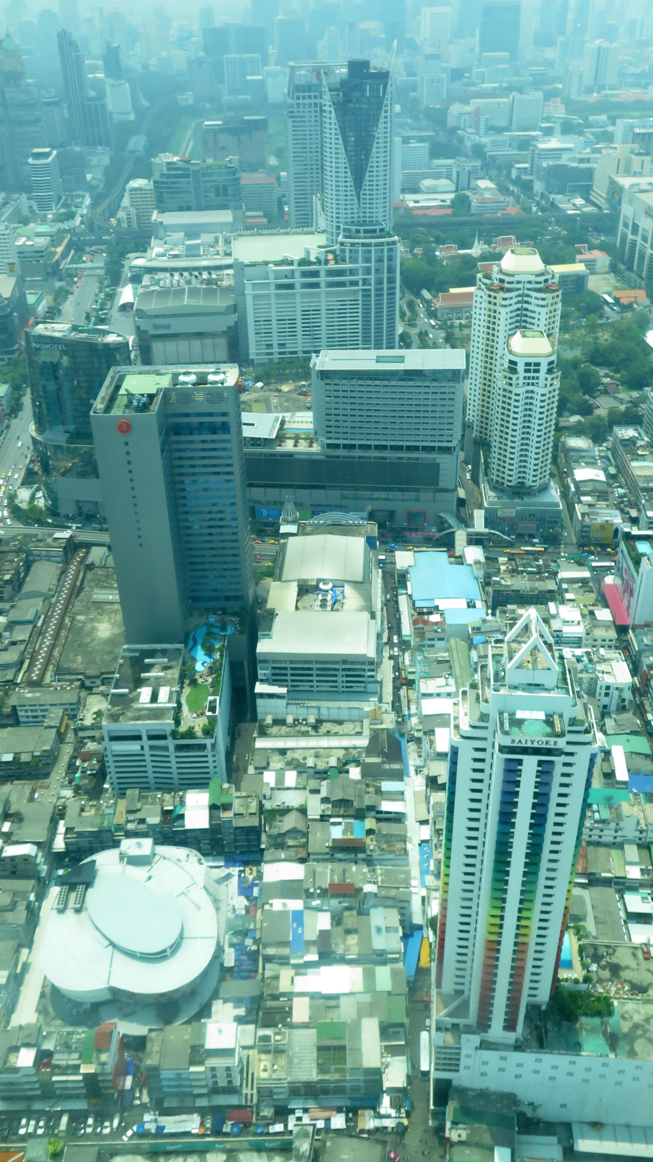 2015 - BANGKOK - BAIYOKE VIEW DECK - WEEKEND OF 29 MARCH 2015 (4).JPG