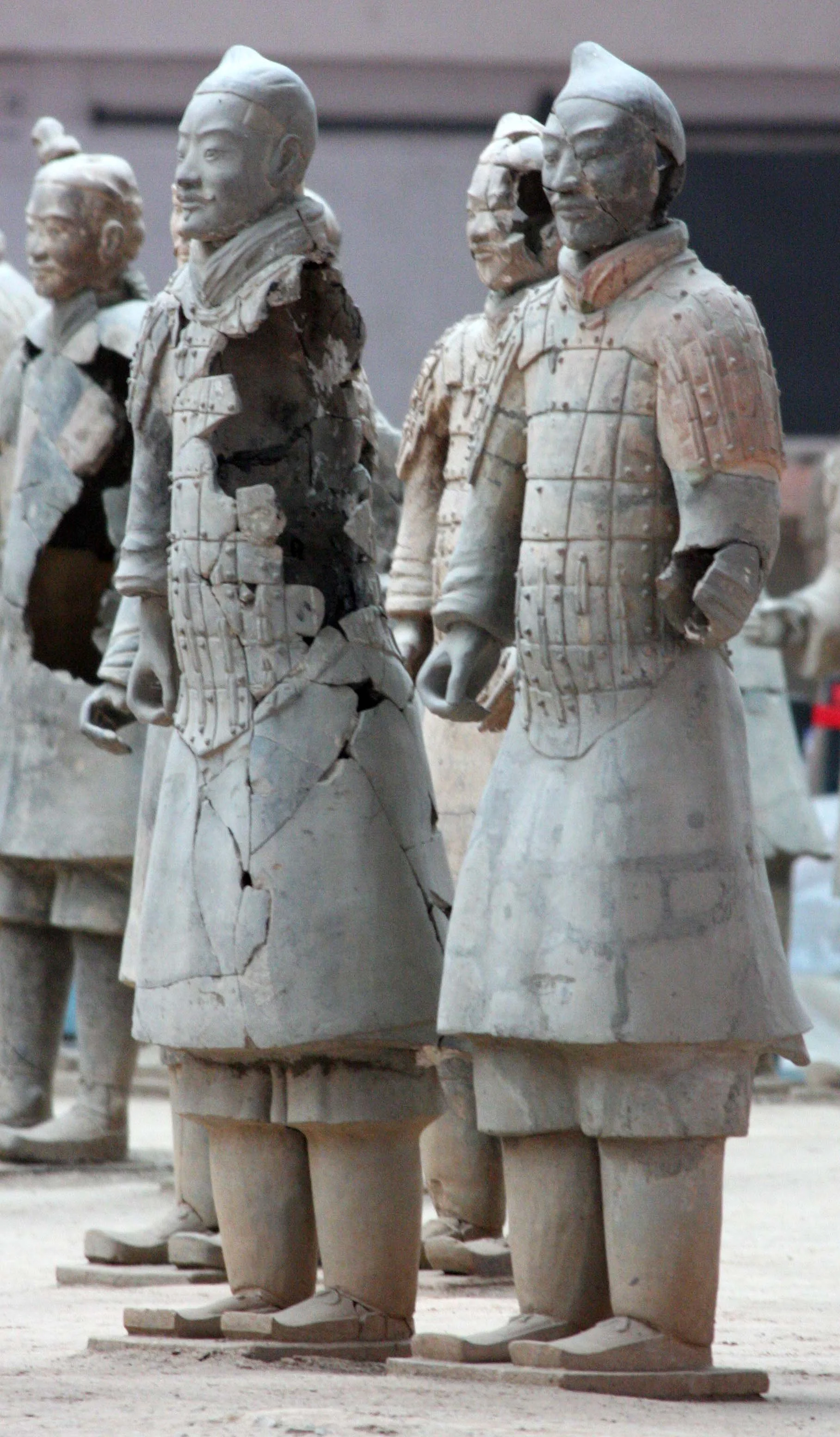 XIAN - TERRA COTTA WARRIORS - MARCH 2011 (82).JPG