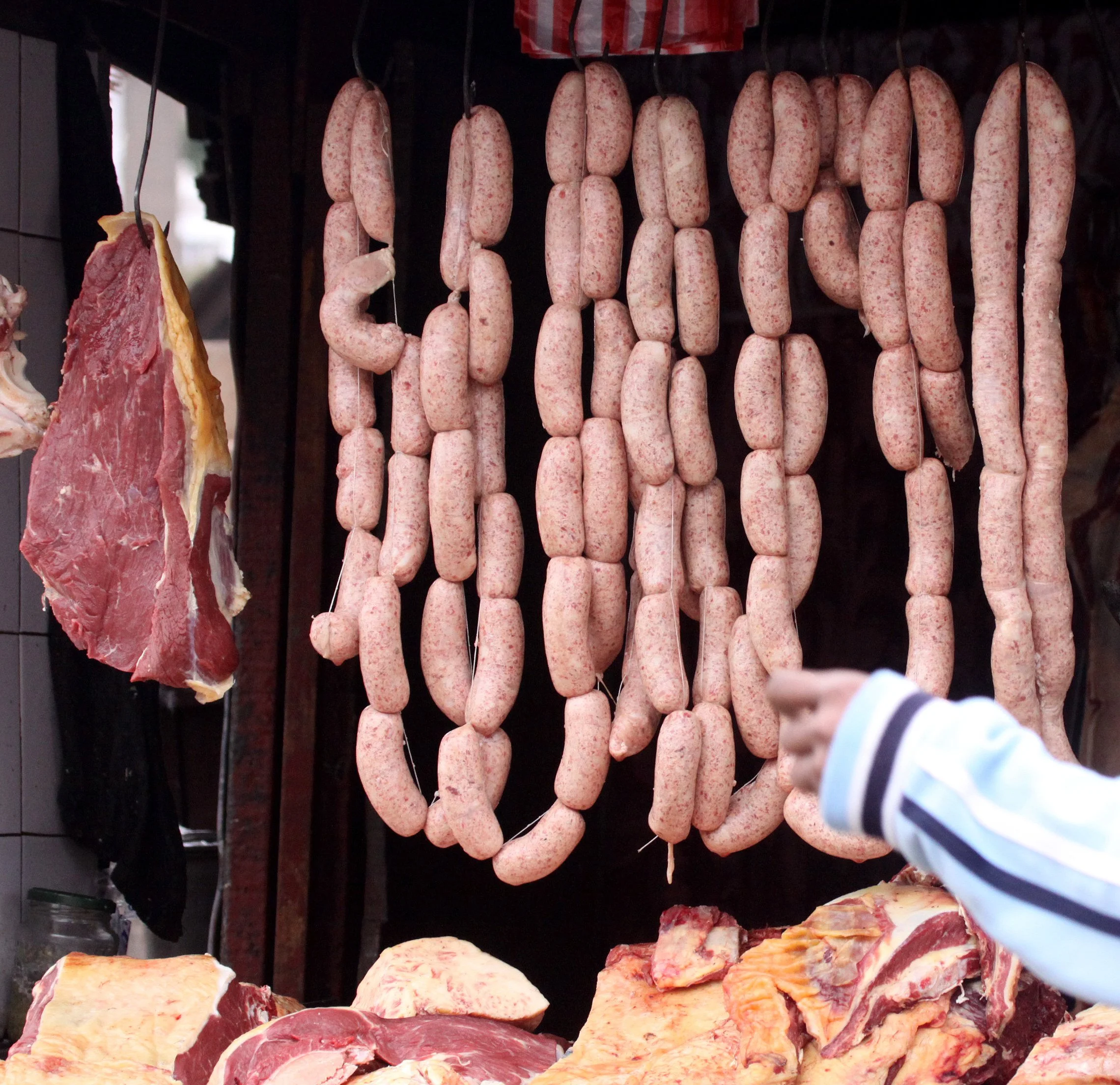 ANTANANARIVO - MARKET SCENES (2).JPG