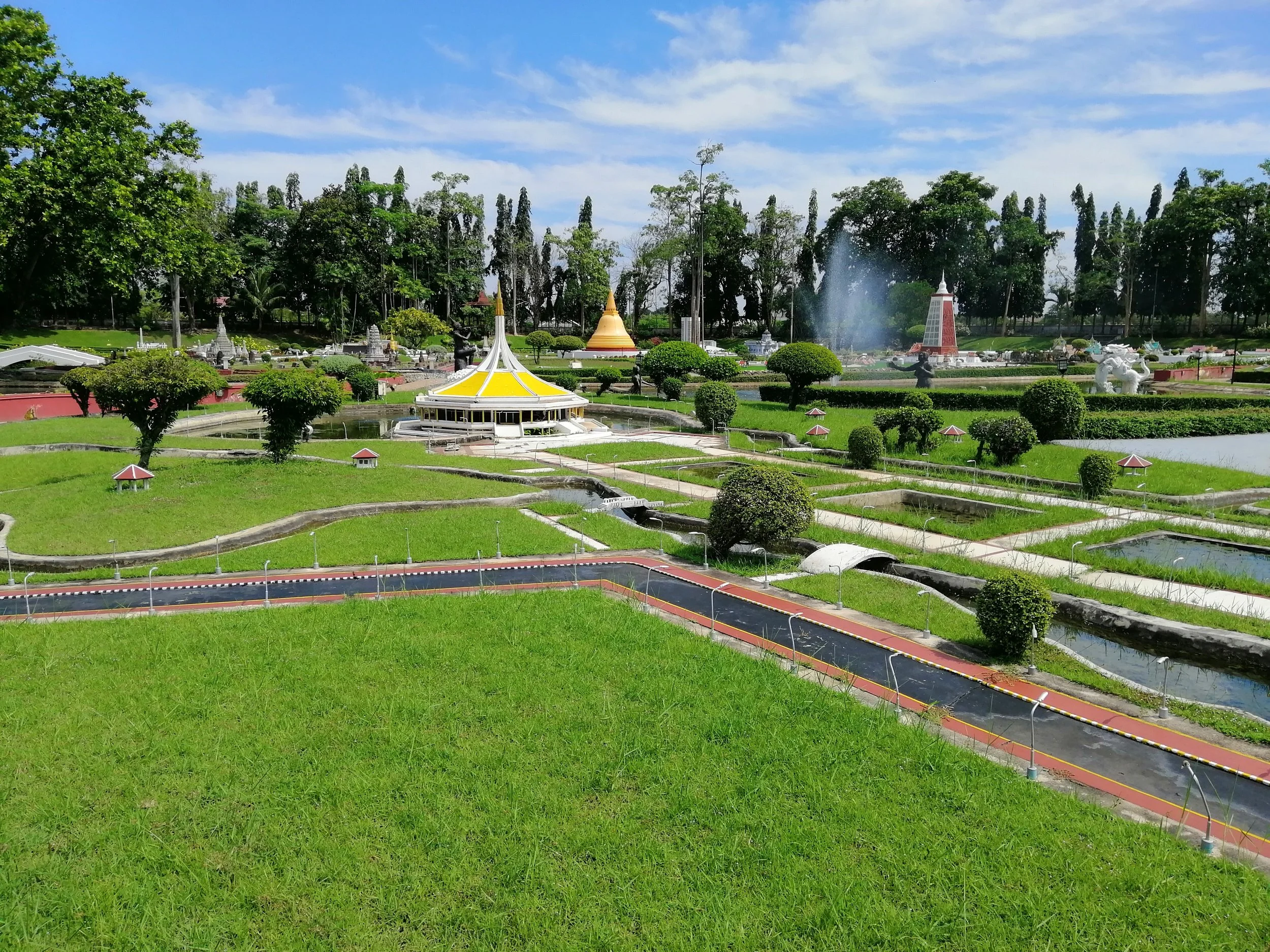 2018 Pattaya with Gift Temples and Miniature City (103).jpg