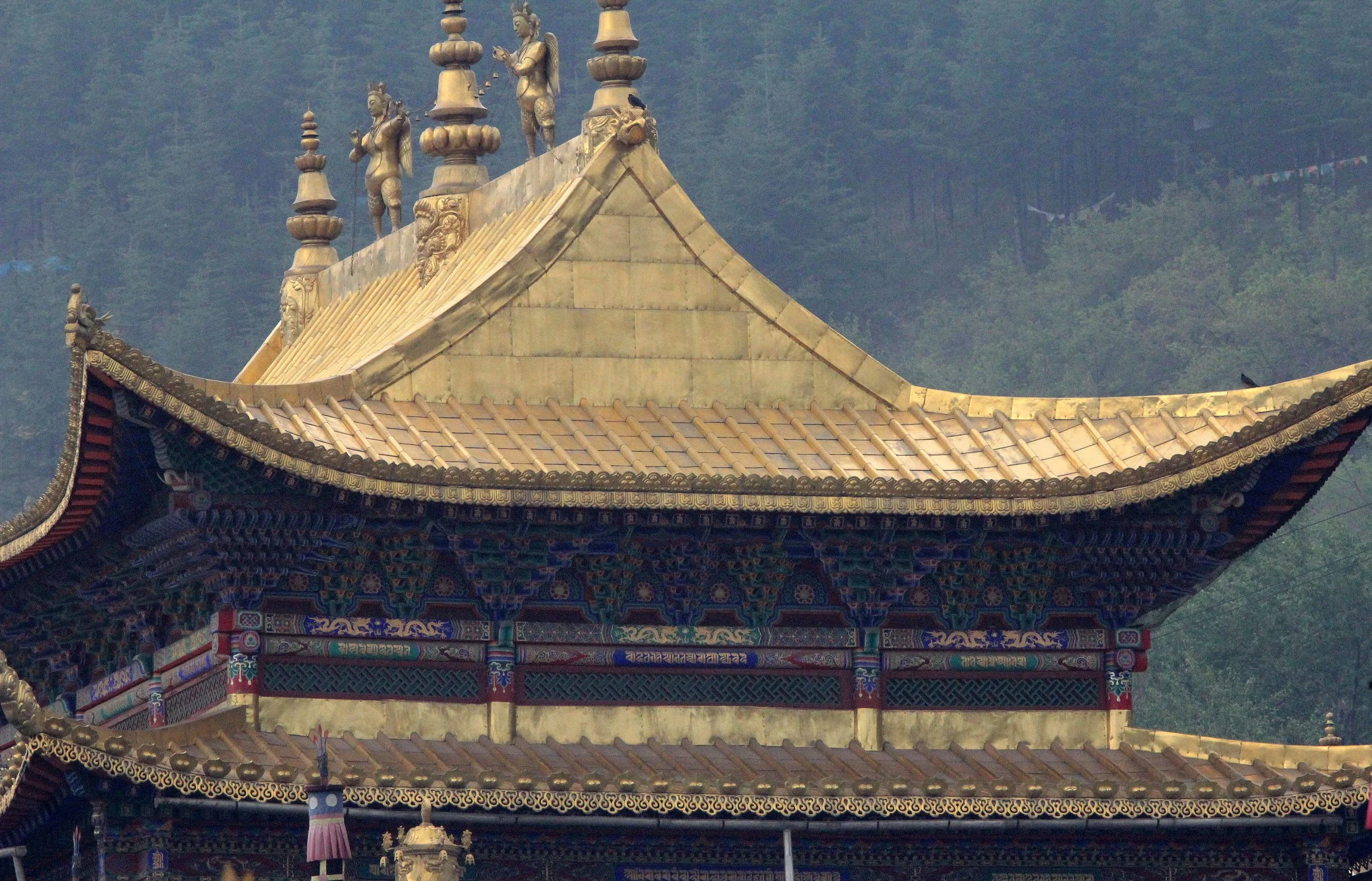 KUMBUM MONASTERY - QINGHAI - SUNNING BUDDHA FESTIVAL 2013 (10).JPG