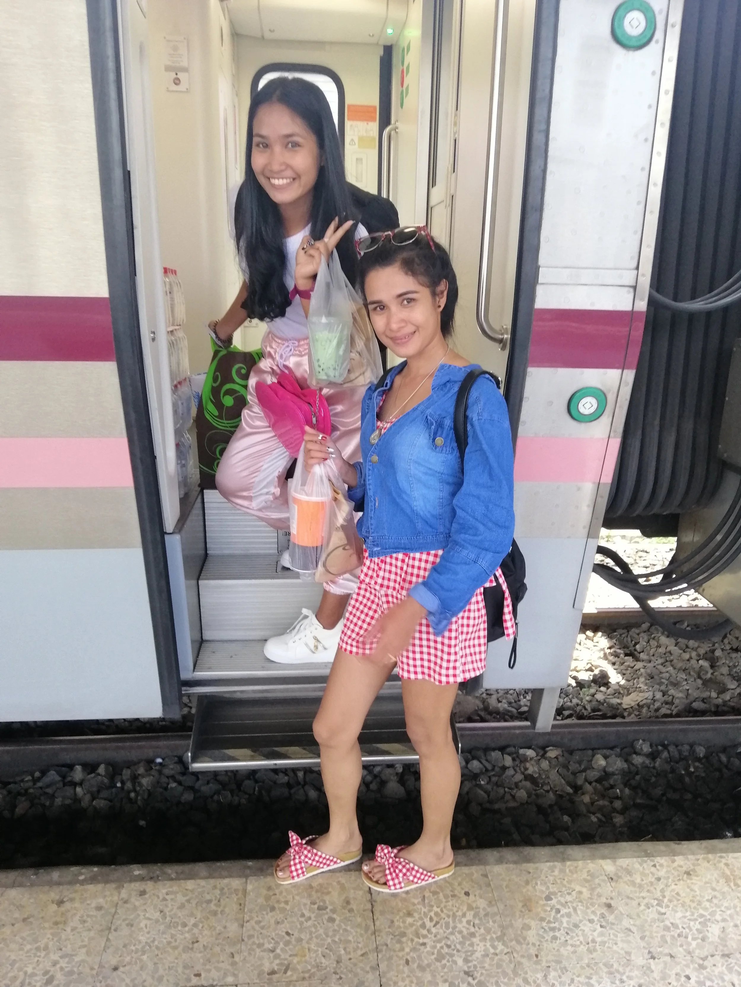 2019 Songkran in Bangkok - Khao San Road & Samut Prakan (197).jpg