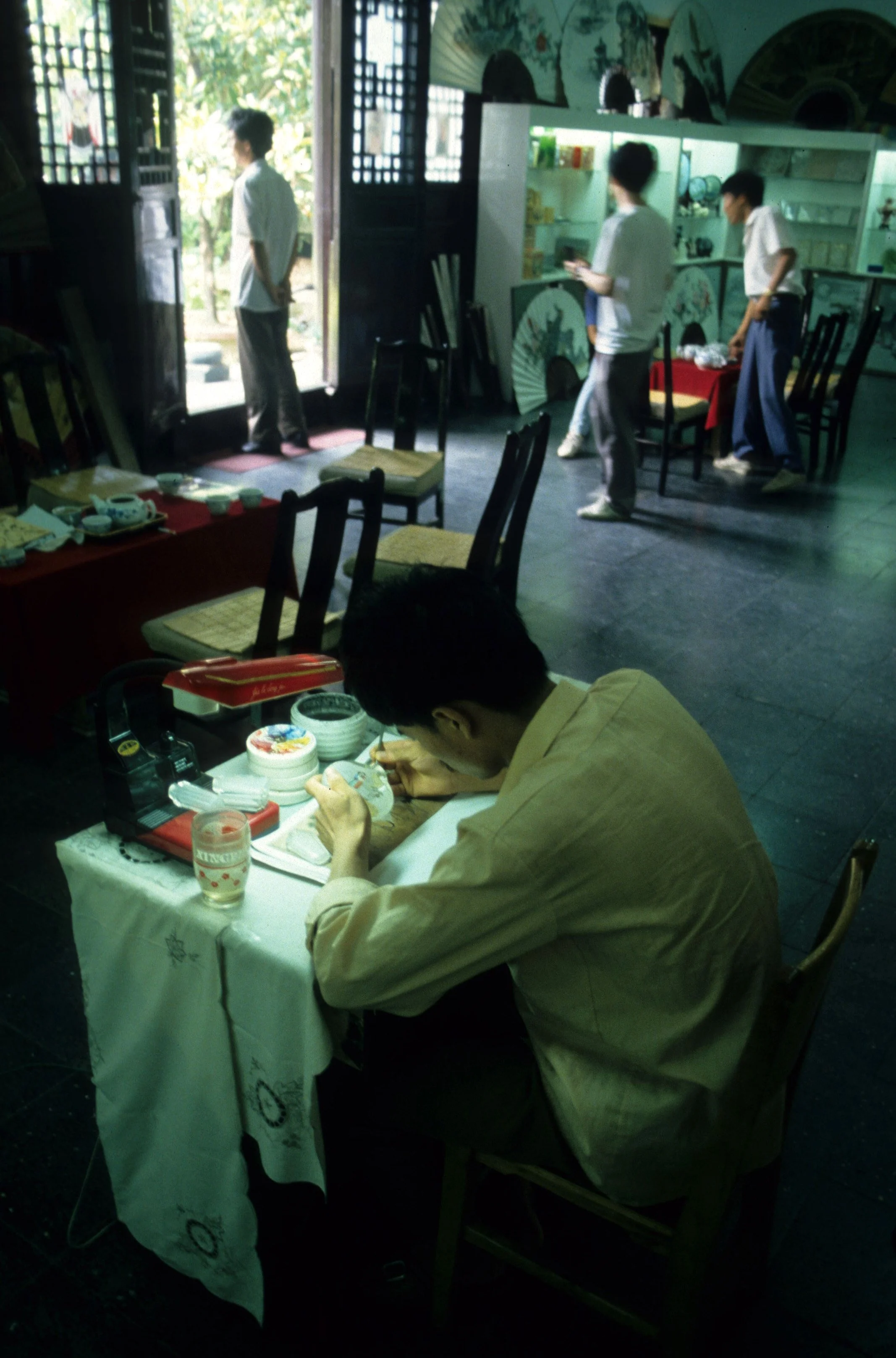 CHINA - ARTISANS 1994 (2).jpg