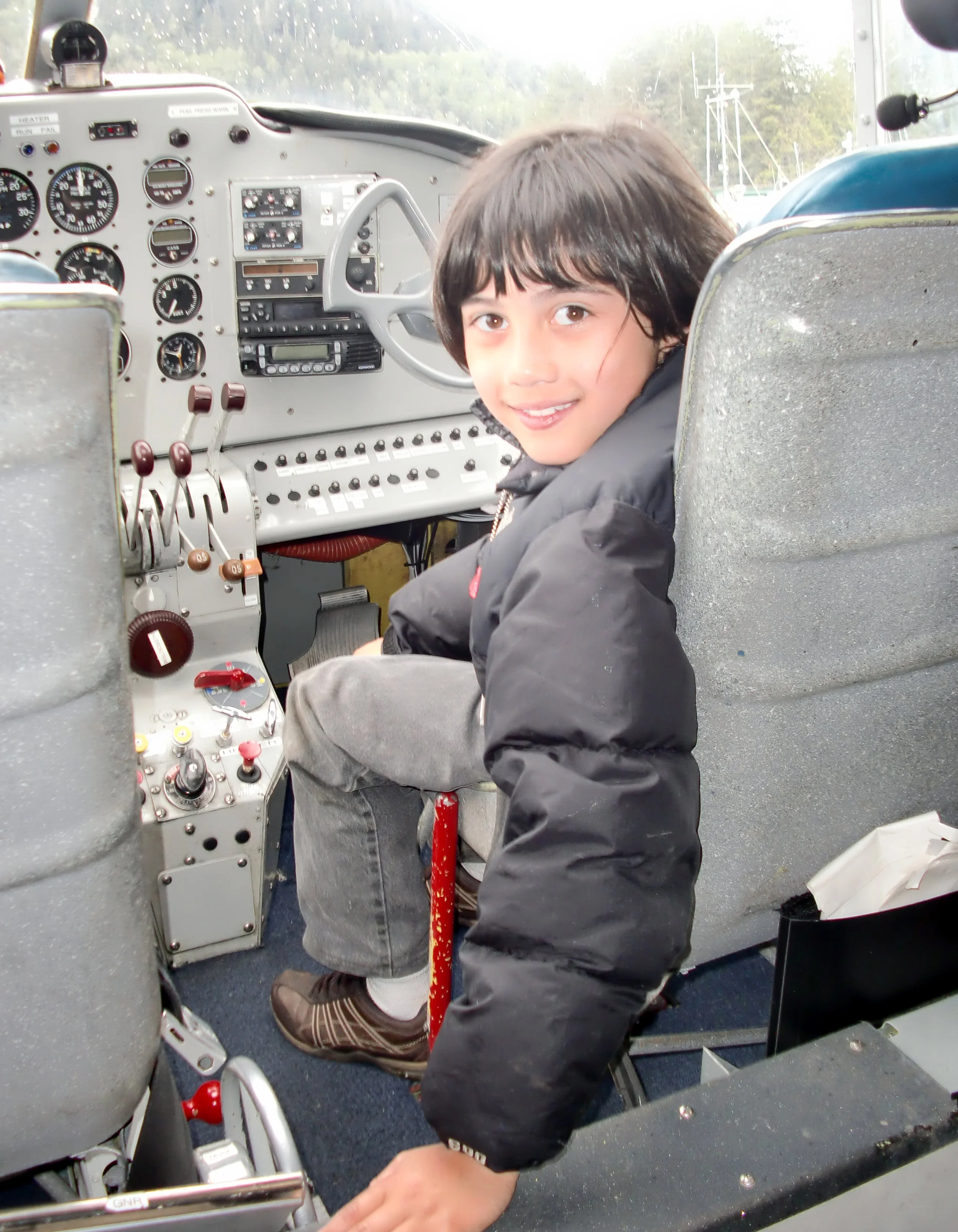 KNIGHT'S INLET BRITISH COLUMBIA - FLOAT PLANE RIDE TO SAILCONE LODGE  (2).JPG