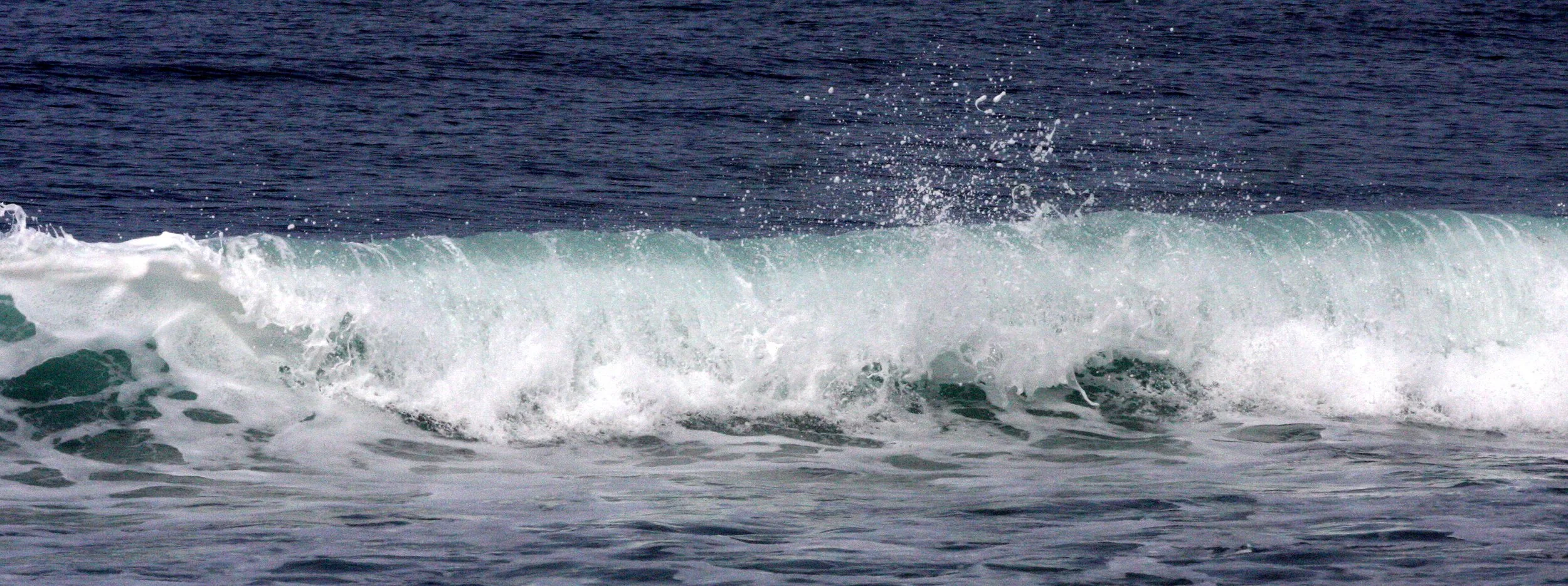 ELWHA RIVER MOUTH WAVES BREAKS (5).JPG