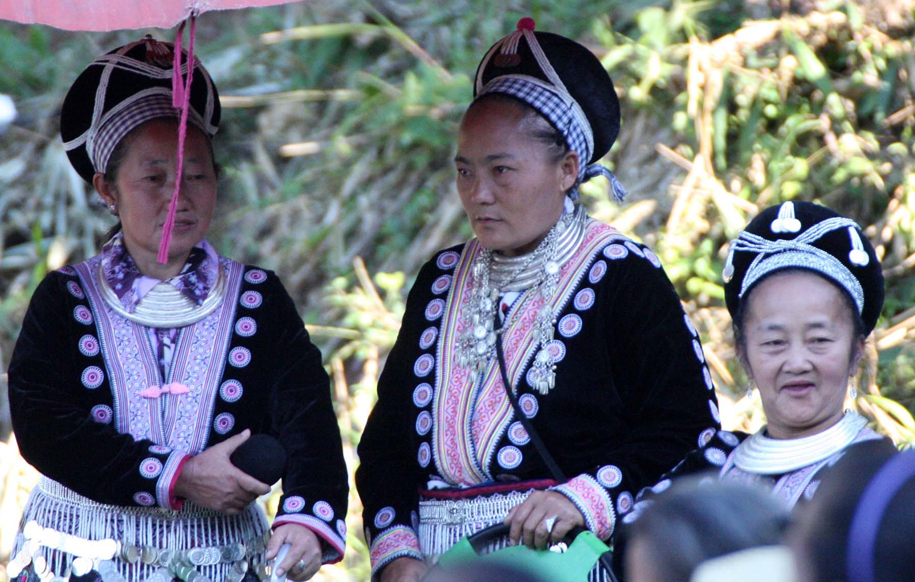 HILLTRIBE - HMONG - NEW YEARS EVE DAY CELEBRATIONS - CHRISTMAS IN THAILAND TRIP 2009 (72).JPG