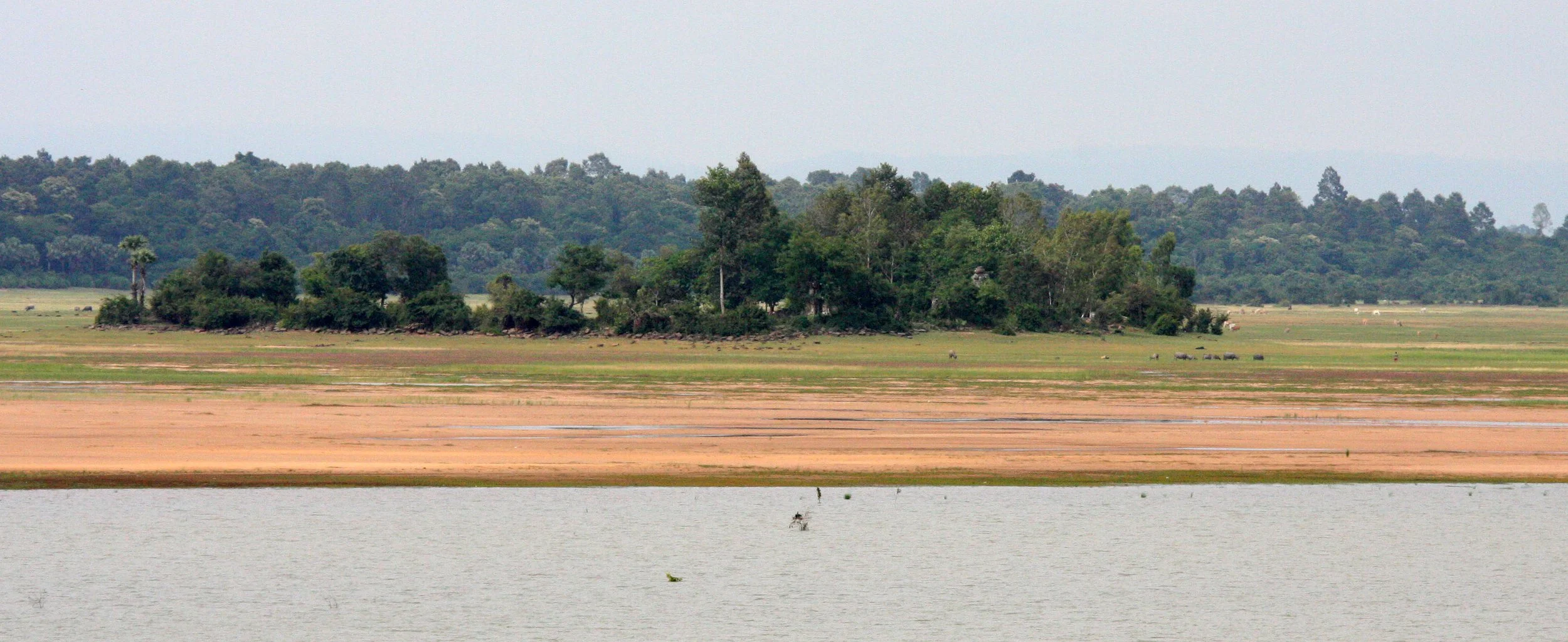 WEST MEBON TEMPLE - CAMBODIA (3).JPG