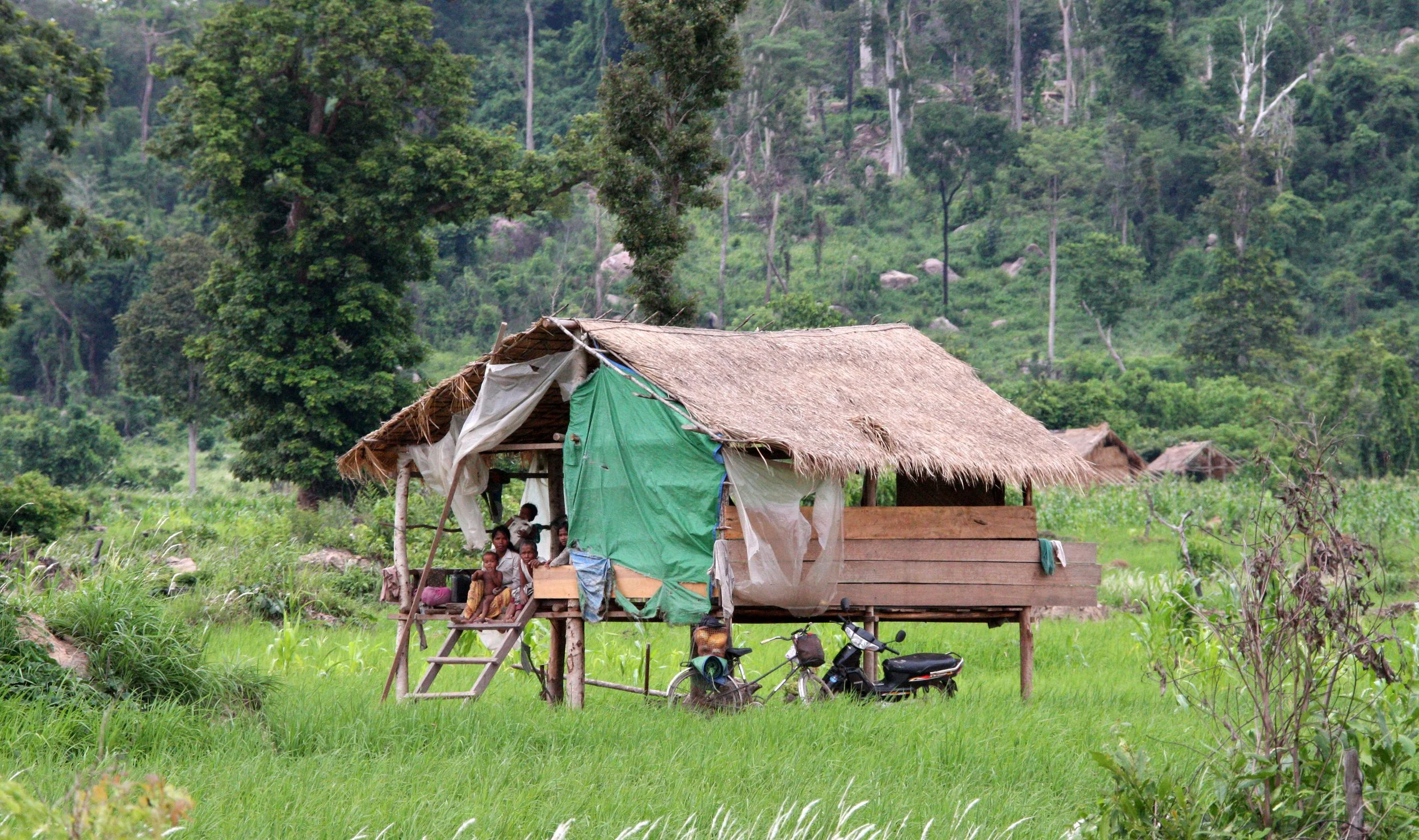 KULEN MOUNTAIN CAMBODIA - 1000 LINGHA RIVER (72).JPG