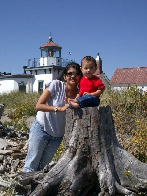 2003-8-28 LIGHTHOUSE WATCHING IN WASHINGTON (7).JPG