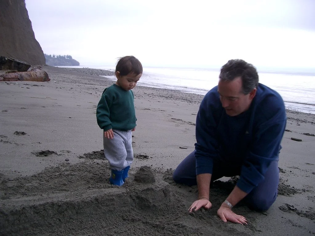 2004-1-18 LAKE FARM DAY ON THE BEACH (11).JPG