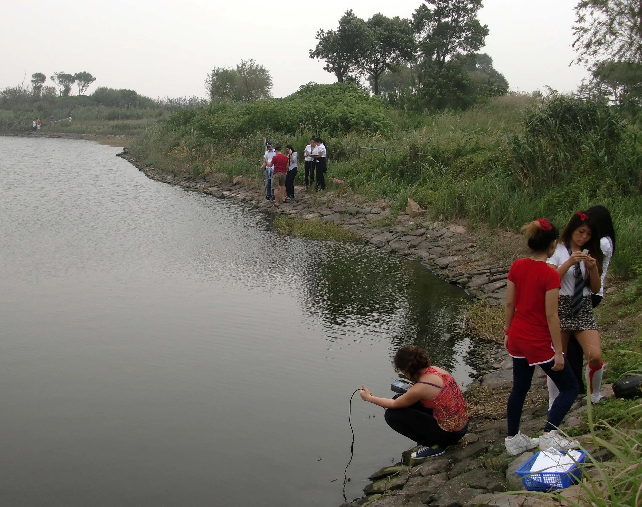 SOIL LAB - SAS APES CLASS FALL 2011 (27).JPG