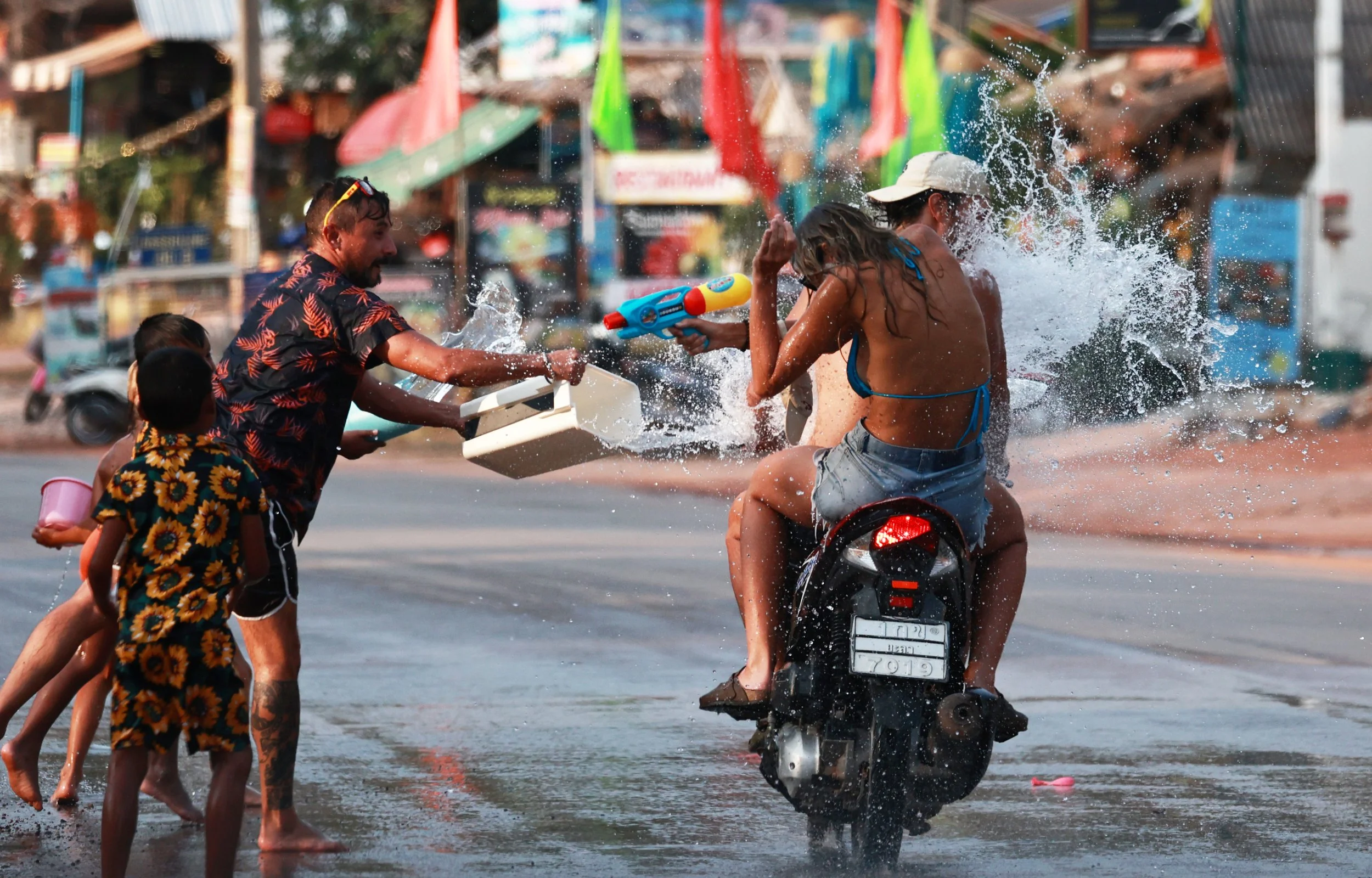 2024 Koh Lanta Songkran  (22).jpg