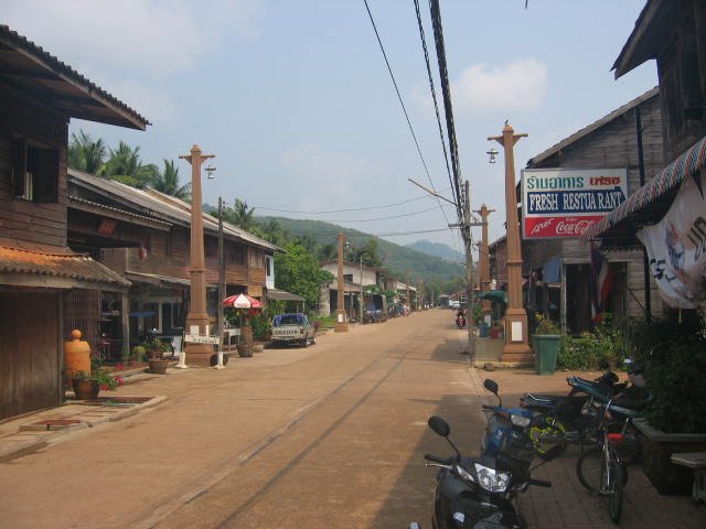 KOH LANTA - OLD TOWN - 2005  (2).jpg