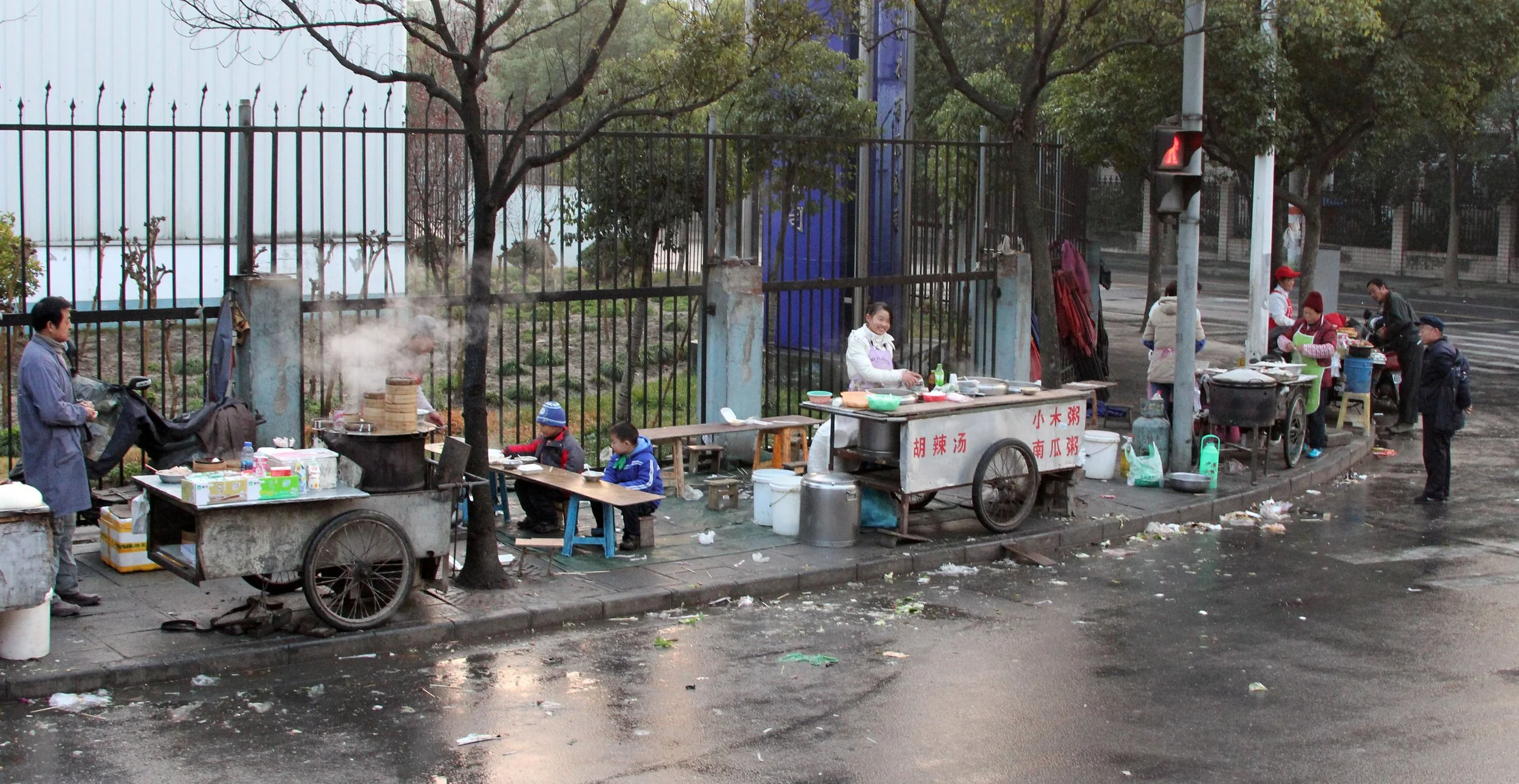 BUS RIDE TO SAS - DECEMBER 2012 (3).JPG