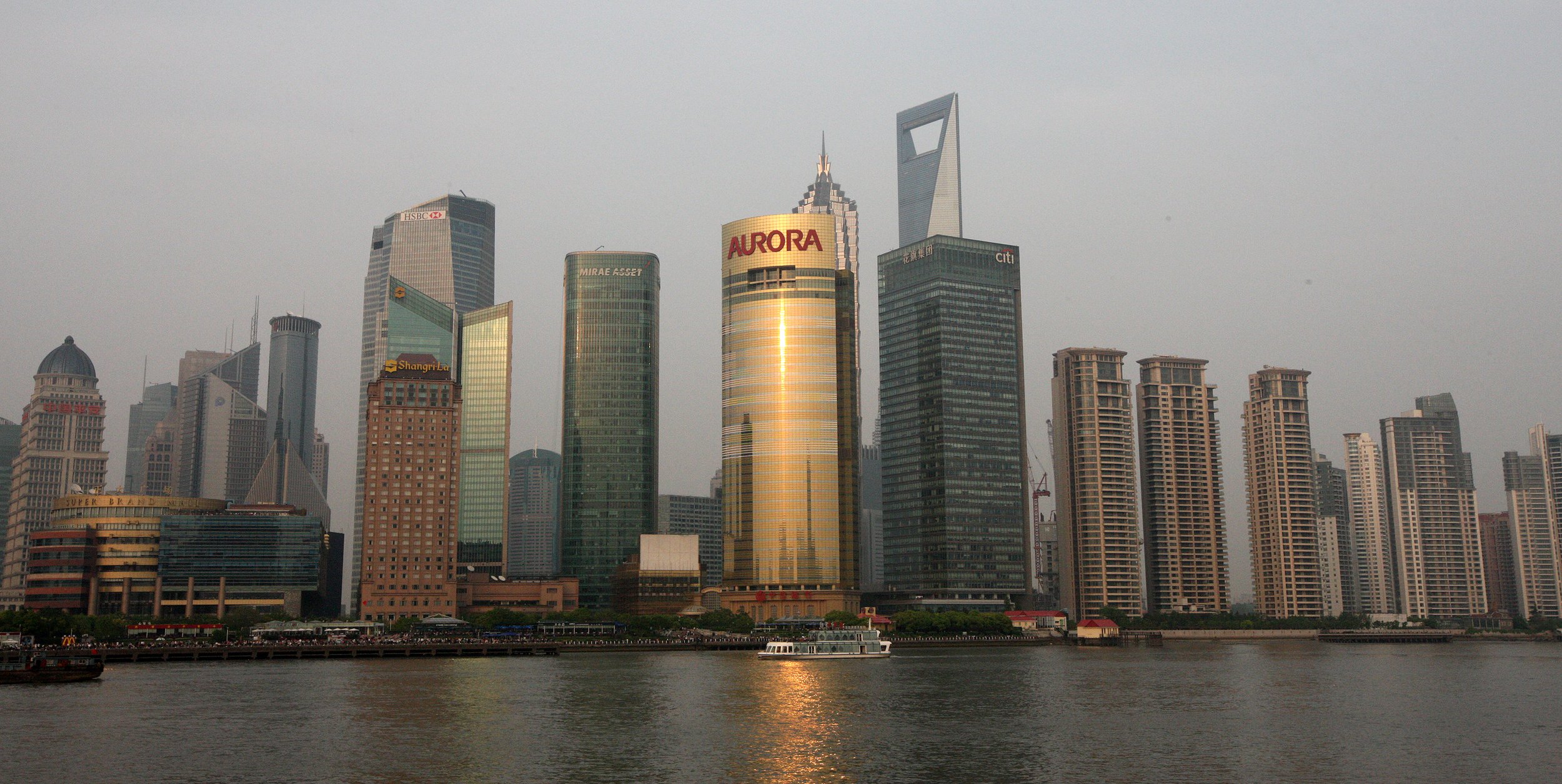 2011-4-29 NIGHT AT SHOOK AT 19 BUND SHANGHAI (48).JPG