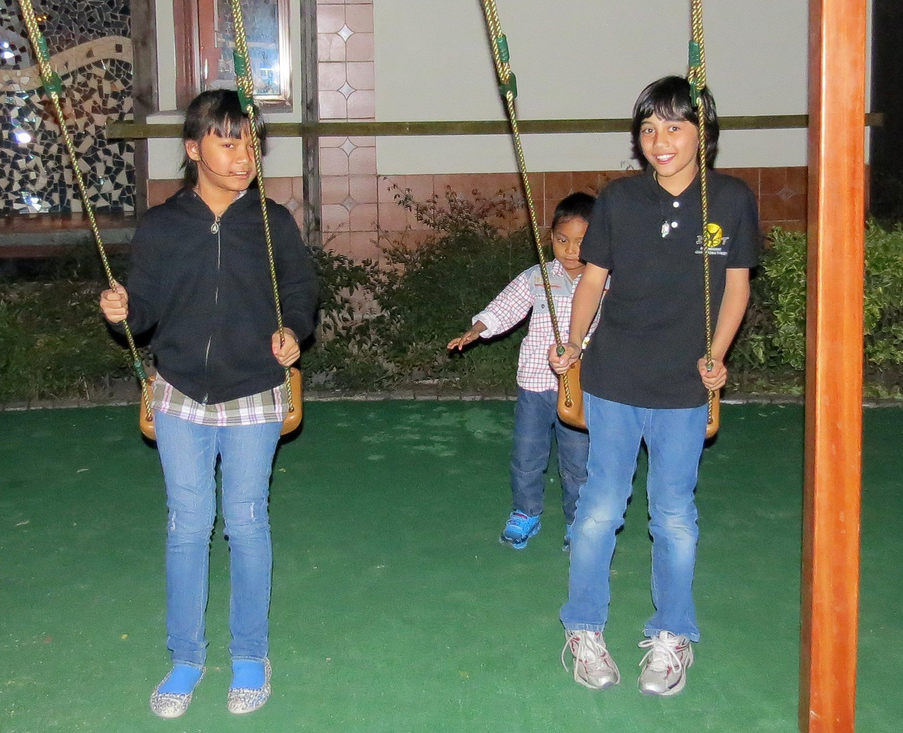 SHANGHAI - CANTINA AGAVE WITH TAYA AND FAMILY! (10).JPG