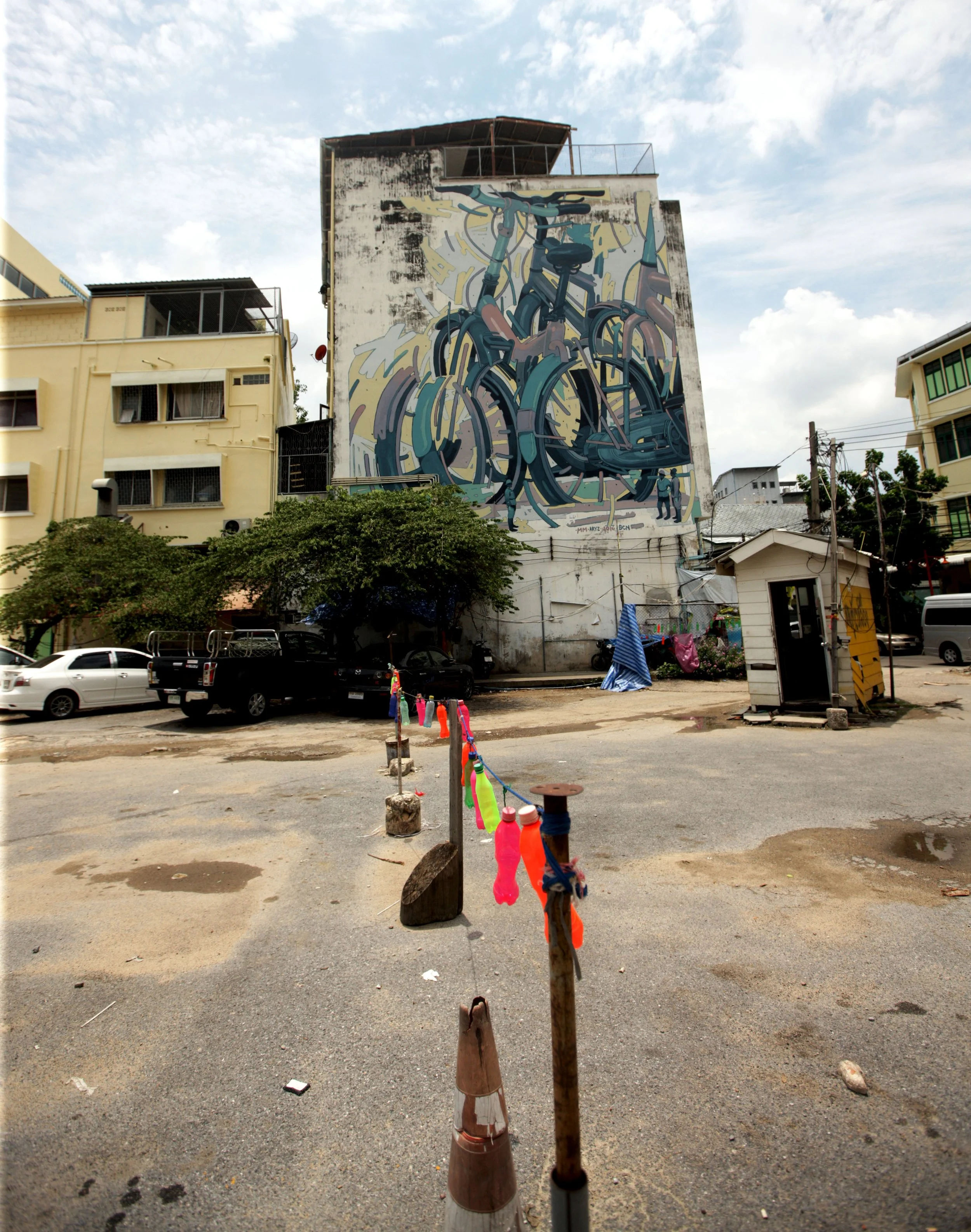 2017 Graffiti Tour in Bangkok (359).JPG