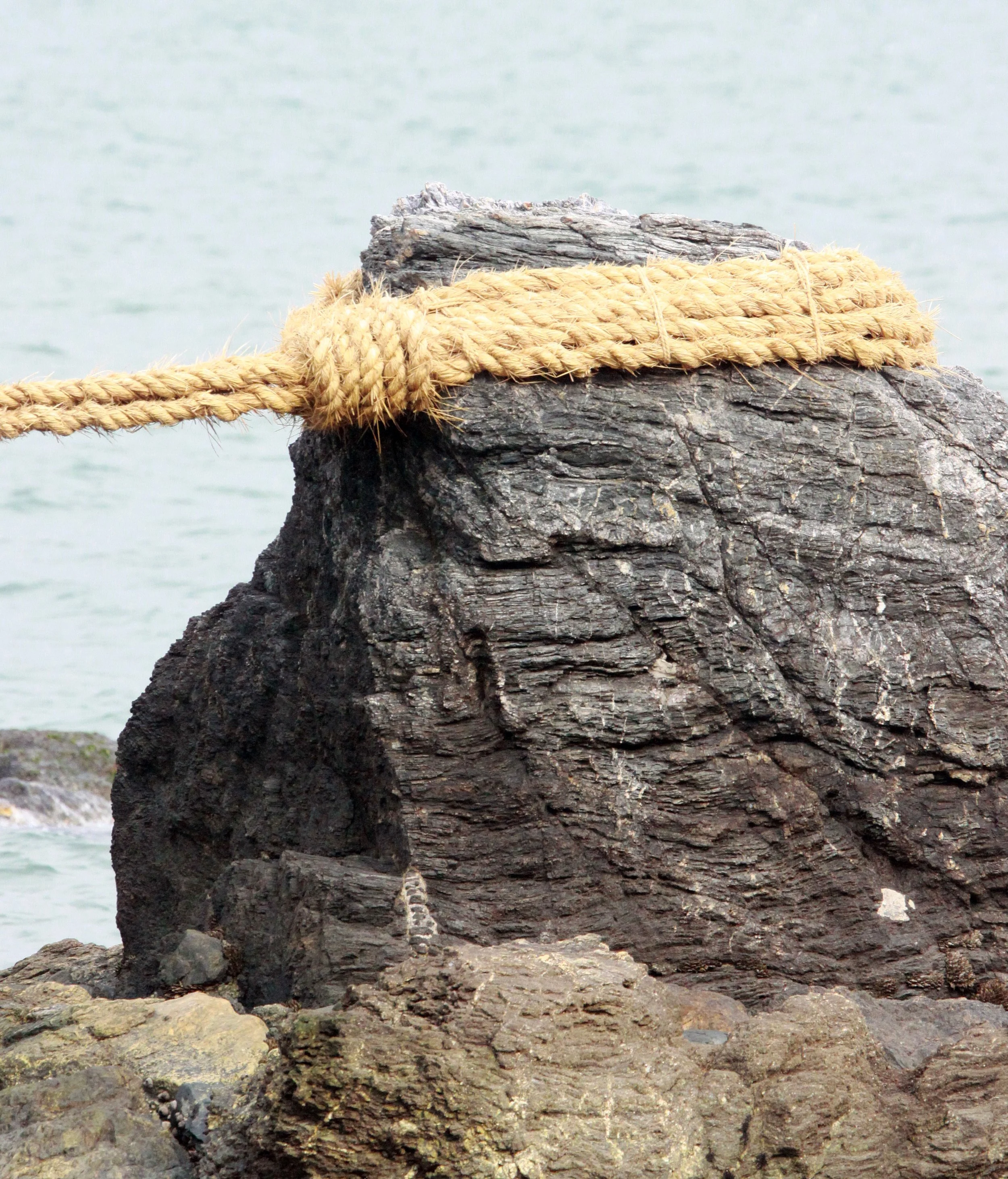 MEOTO IWA ROCKS ISE JAPAN (1).JPG