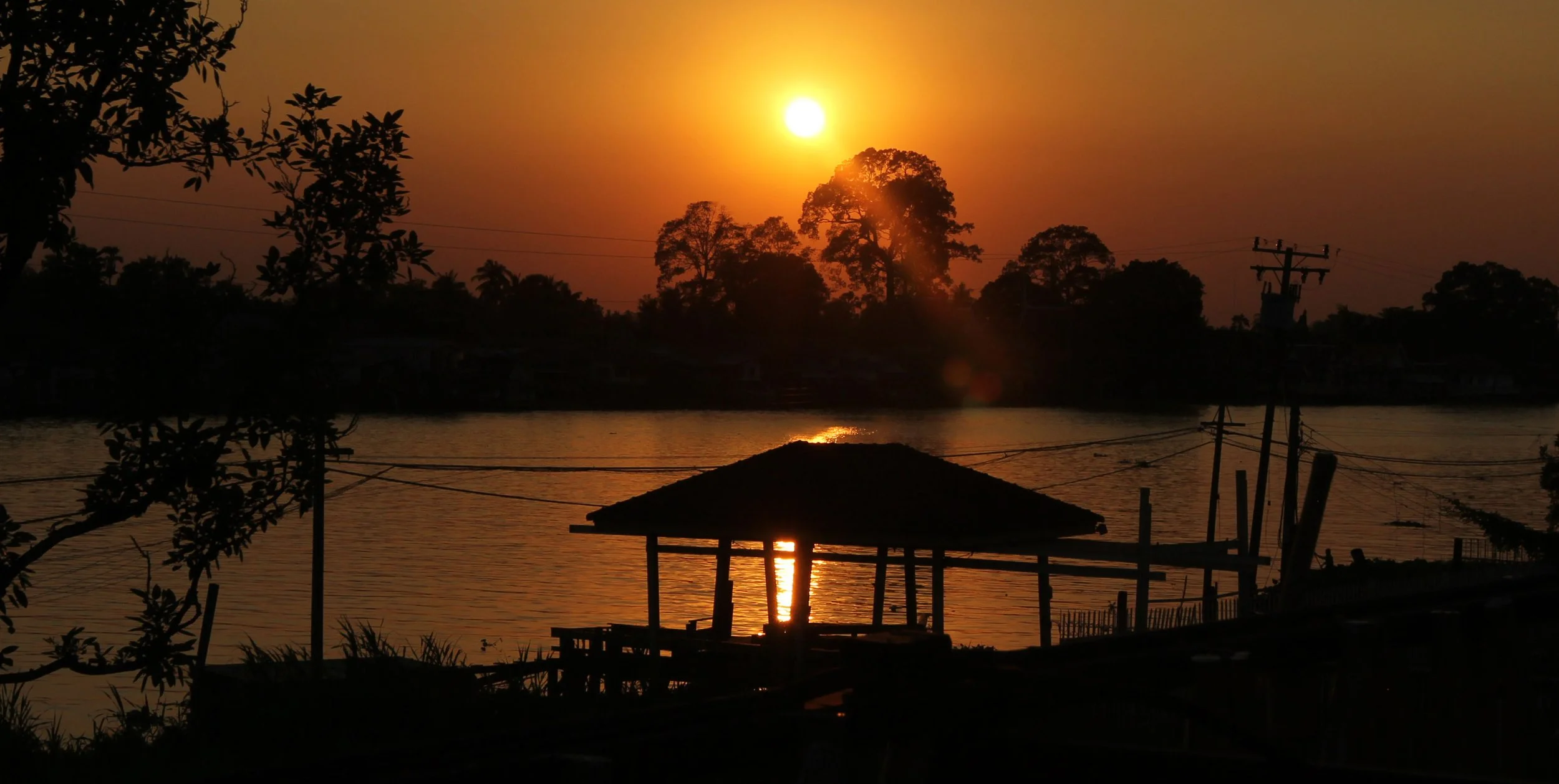 2014 Bangkok - Dinner on the Chao Praya in Nonthaburi (43).JPG