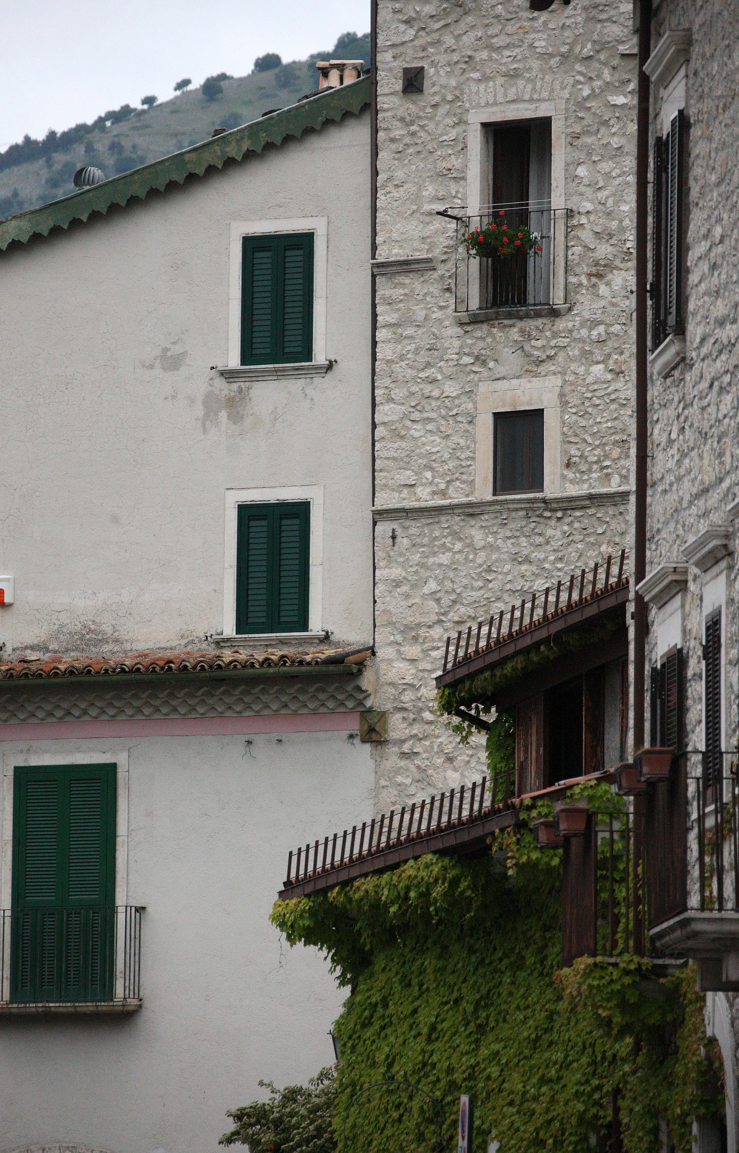 BARREA ITALY - ABRUZZO NATIONAL PARK ITALY (24).JPG