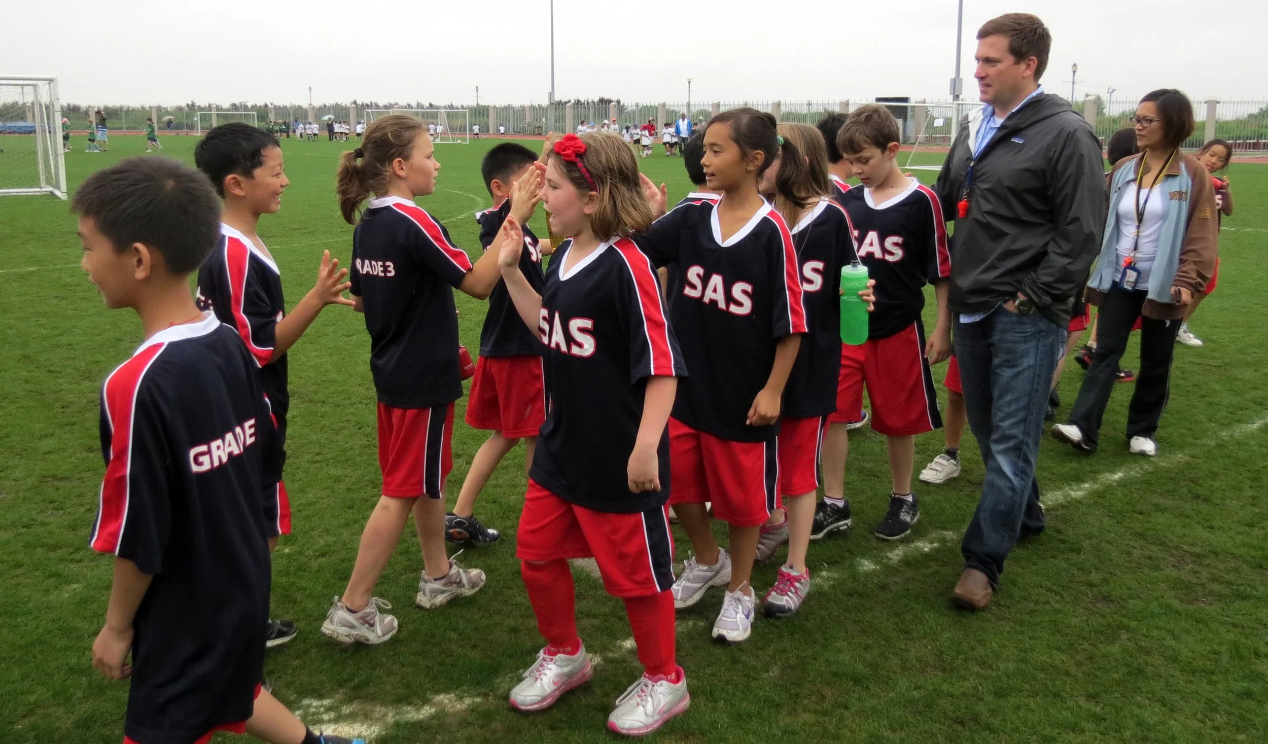 22 MAY 2012 3RD GRADE SOCCER DAY (19).JPG